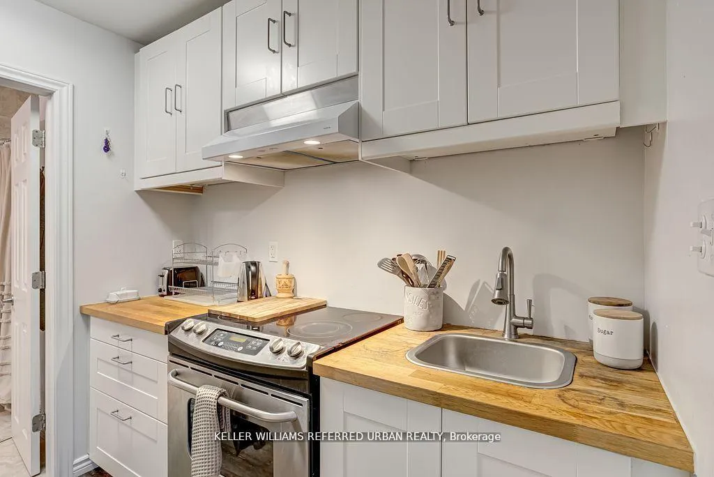 Photo 14 of Unit B, 707 Annland Street, Pickering, Bay Ridges — HOMEH