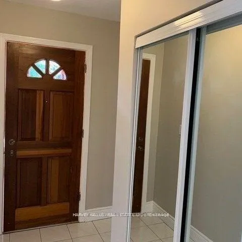 Photo 5 of Unit Main, 72 Mcgillivray Avenue, Toronto, Bedford Park-Nortown — HOMEH
