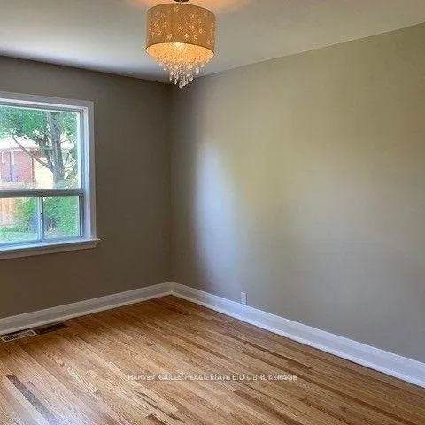 Photo 9 of Unit Main, 72 Mcgillivray Avenue, Toronto, Bedford Park-Nortown — HOMEH