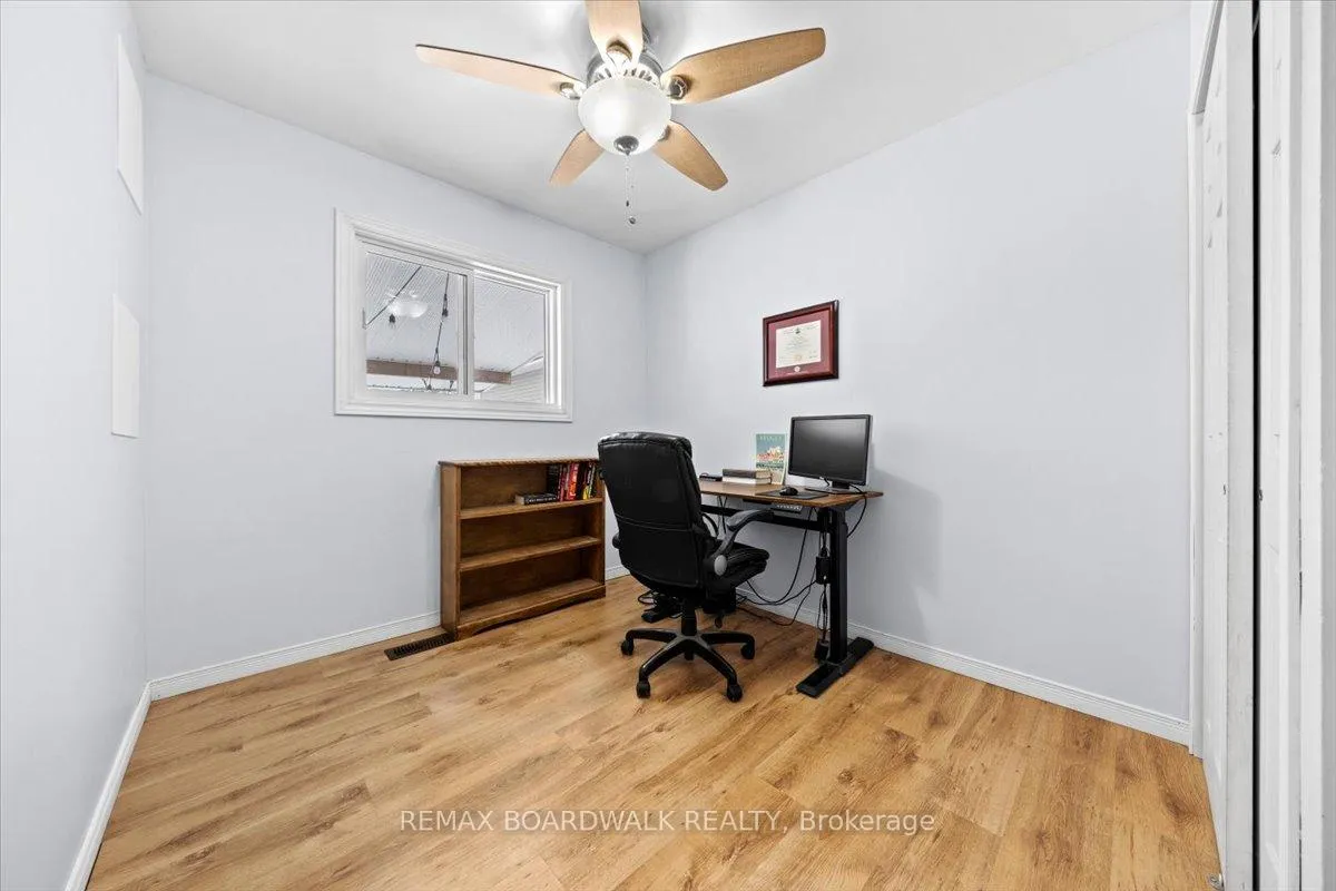 Photo 18 of 789 Fifth Street, Renfrew — HOMEH