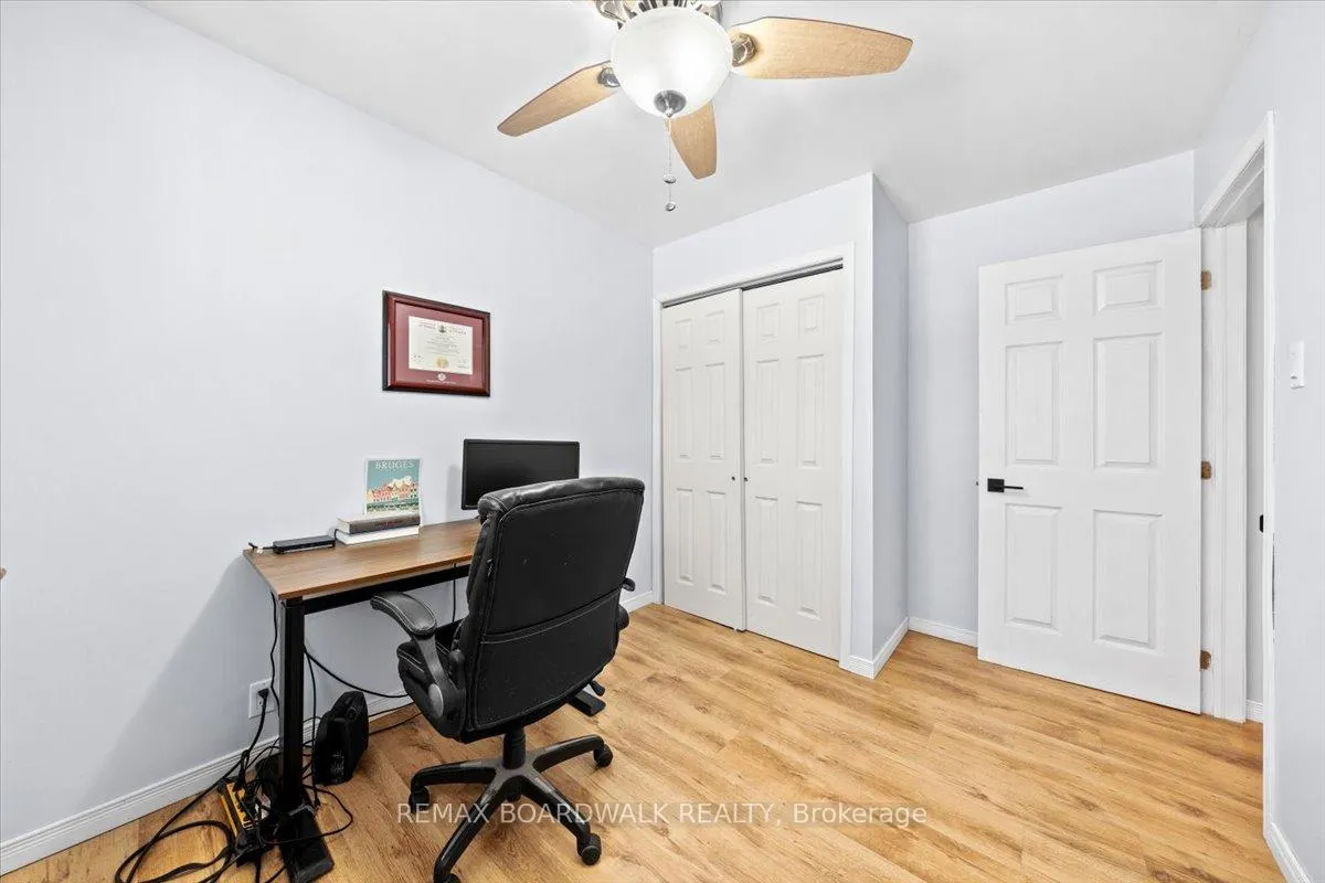 Photo 19 of 789 Fifth Street, Renfrew — HOMEH