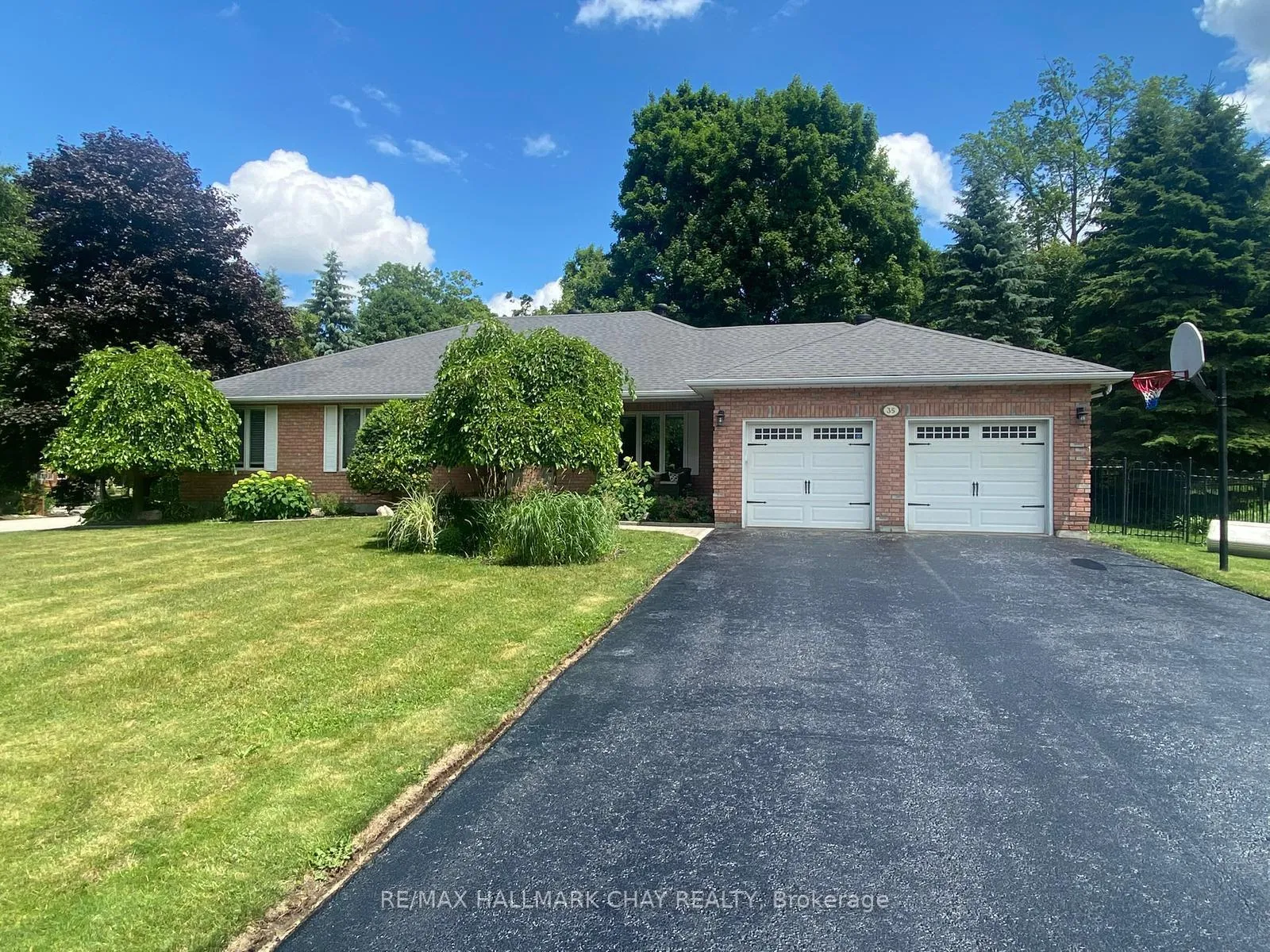 Front of 35 Eder Trail