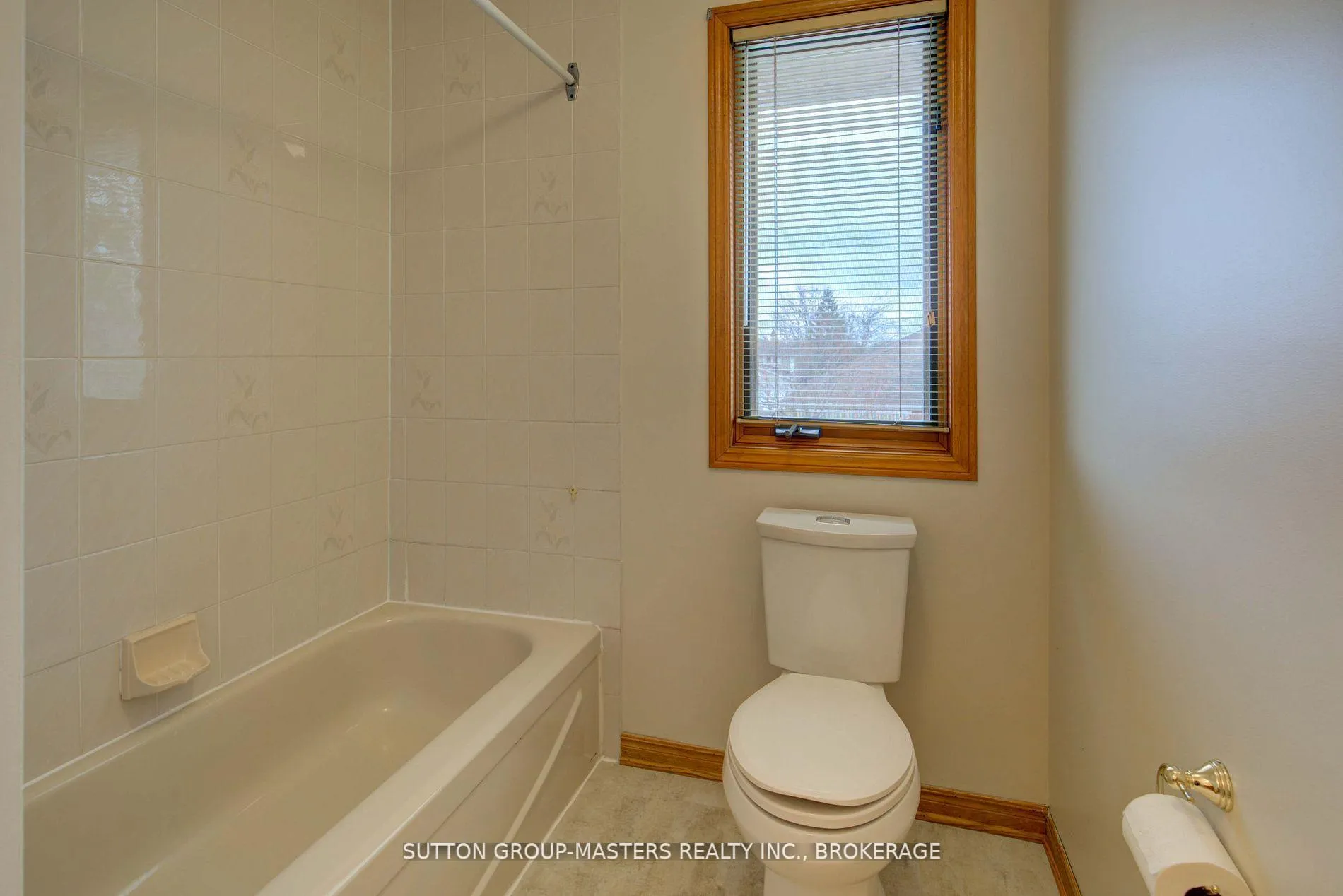 Photo 18 of 873 Irving Court, Kingston, North of Taylor-Kidd Blvd — HOMEH