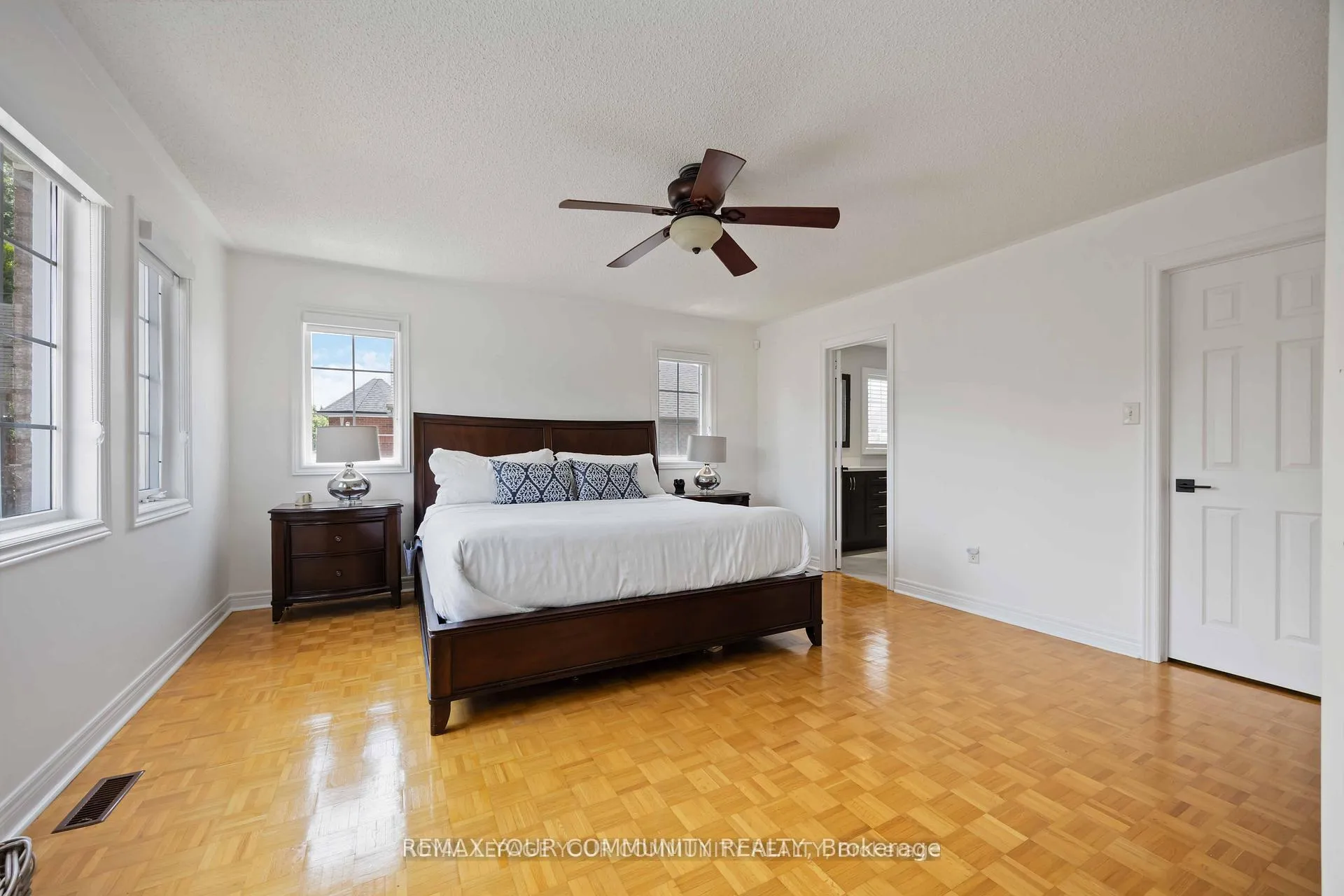 Photo 15 of 57 Turning Leaf Drive, Vaughan, Sonoma Heights — HOMEH