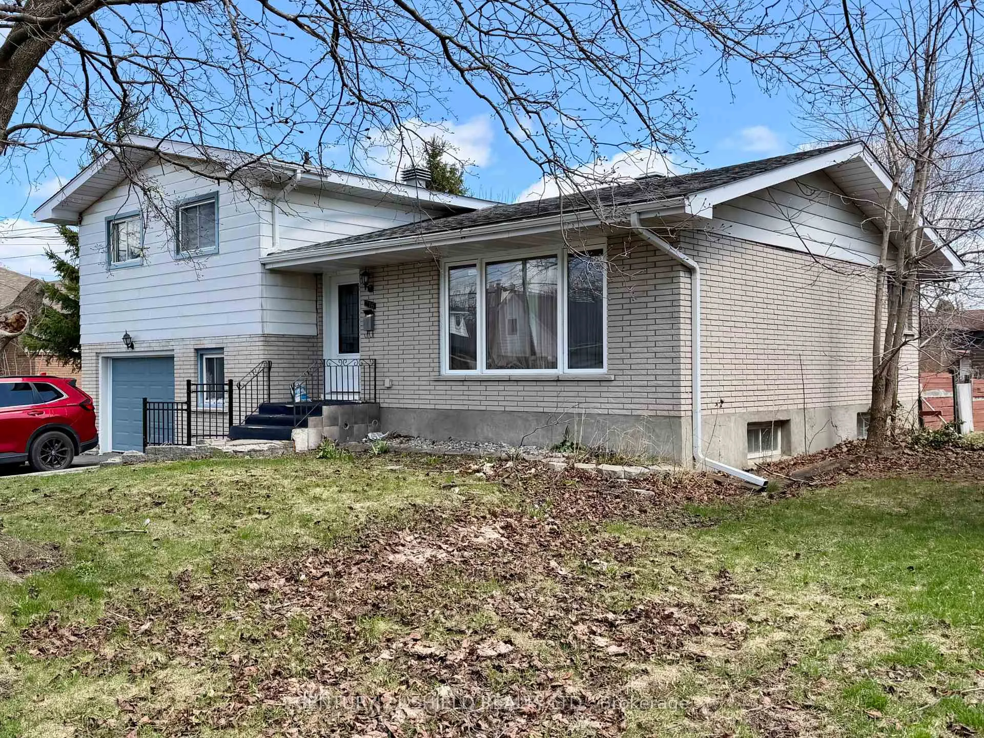 Photo 12 of 216 Baldwin Avenue, Cornwall — HOMEH