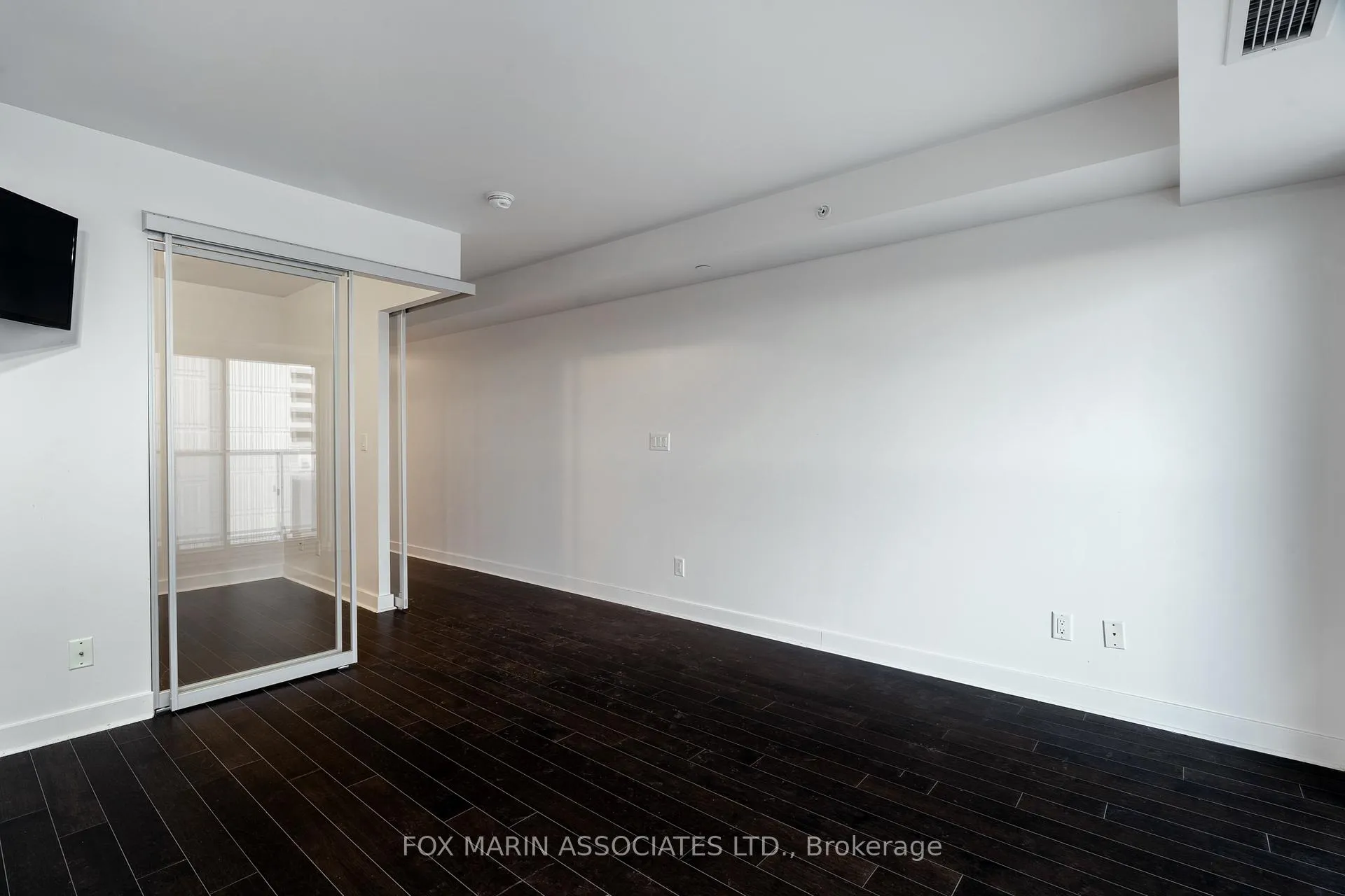 Photo 5 of Unit 809, 58 Orchard View Boulevard, Toronto, Yonge-Eglinton — HOMEH