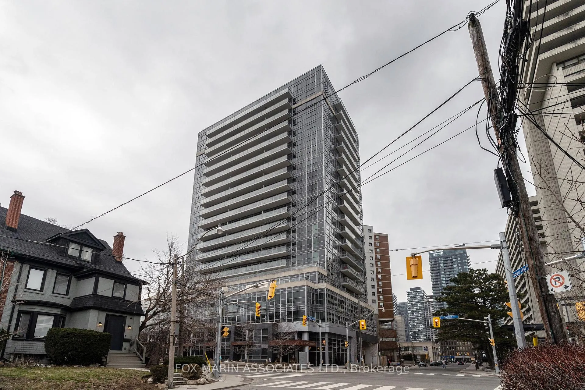 Photo 17 of Unit 809, 58 Orchard View Boulevard, Toronto, Yonge-Eglinton — HOMEH