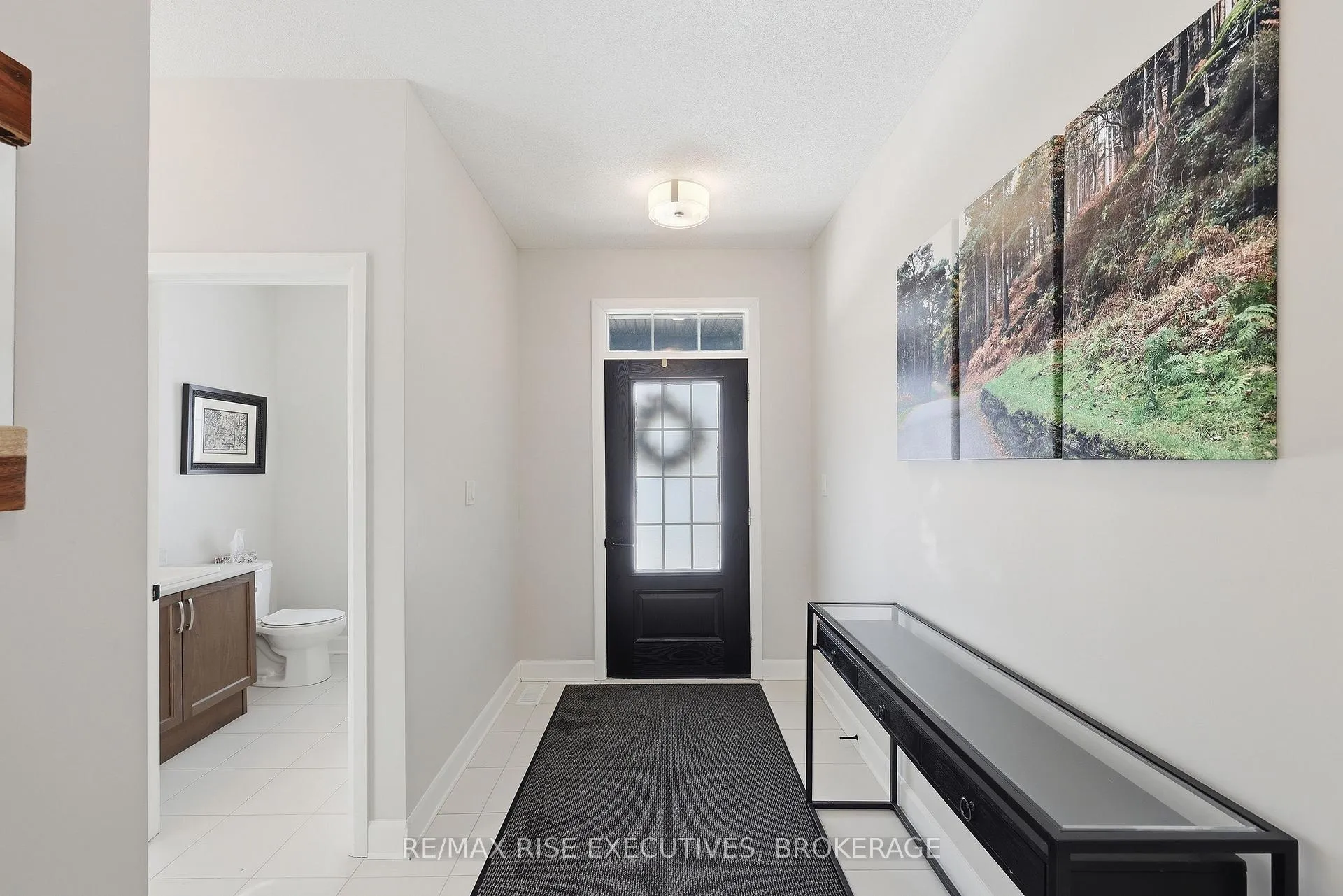 Photo 3 of 692 Halloway Drive, Kingston, Kingston East (Incl Barret Crt) — HOMEH