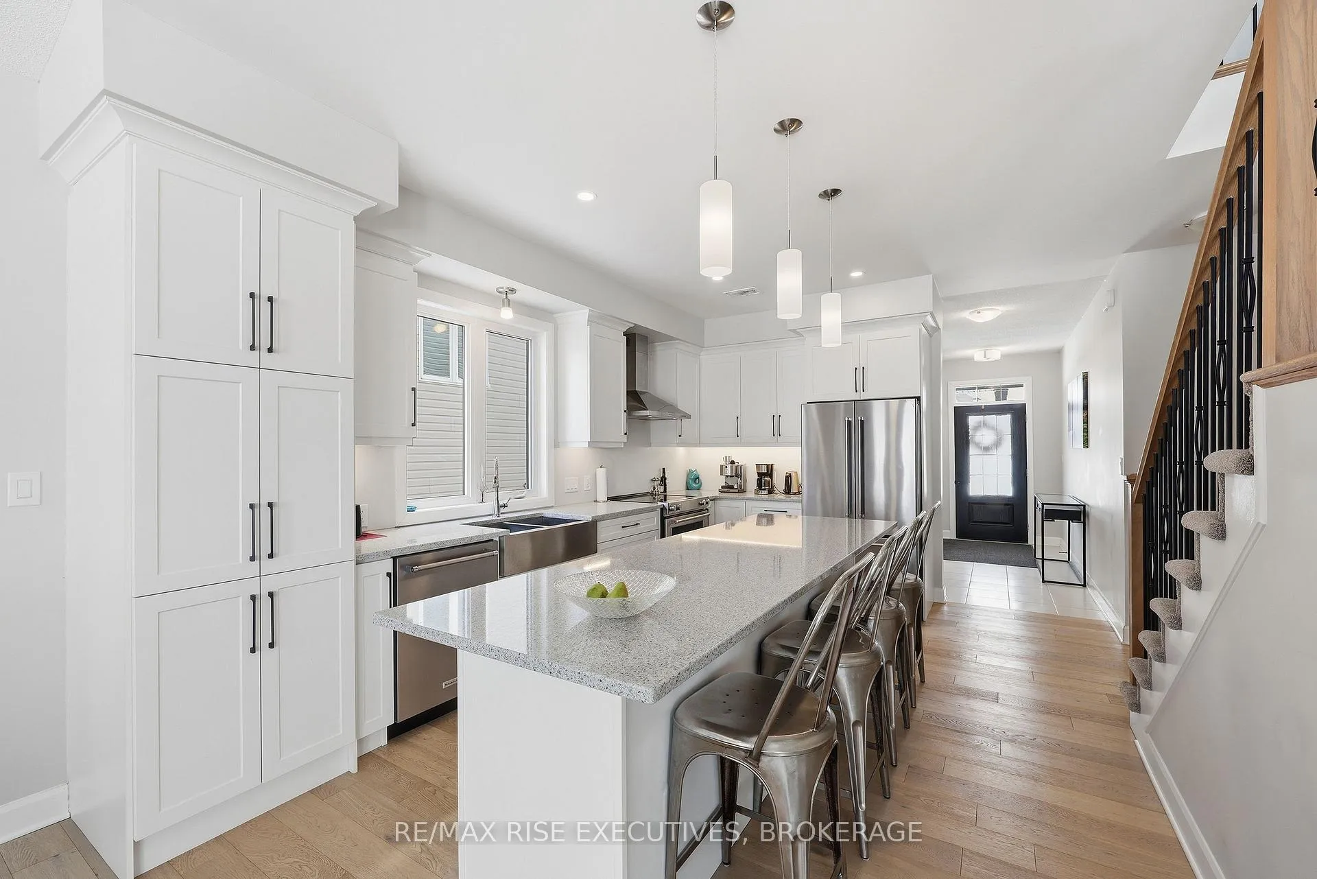 Photo 7 of 692 Halloway Drive, Kingston, Kingston East (Incl Barret Crt) — HOMEH
