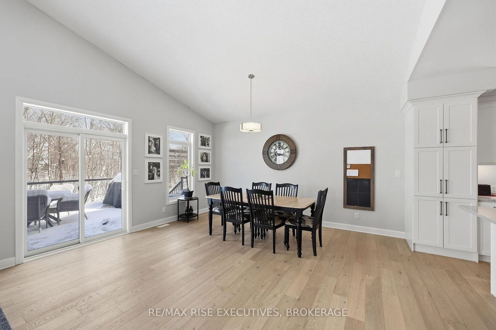 Photo 15 of 692 Halloway Drive, Kingston, Kingston East (Incl Barret Crt) — HOMEH