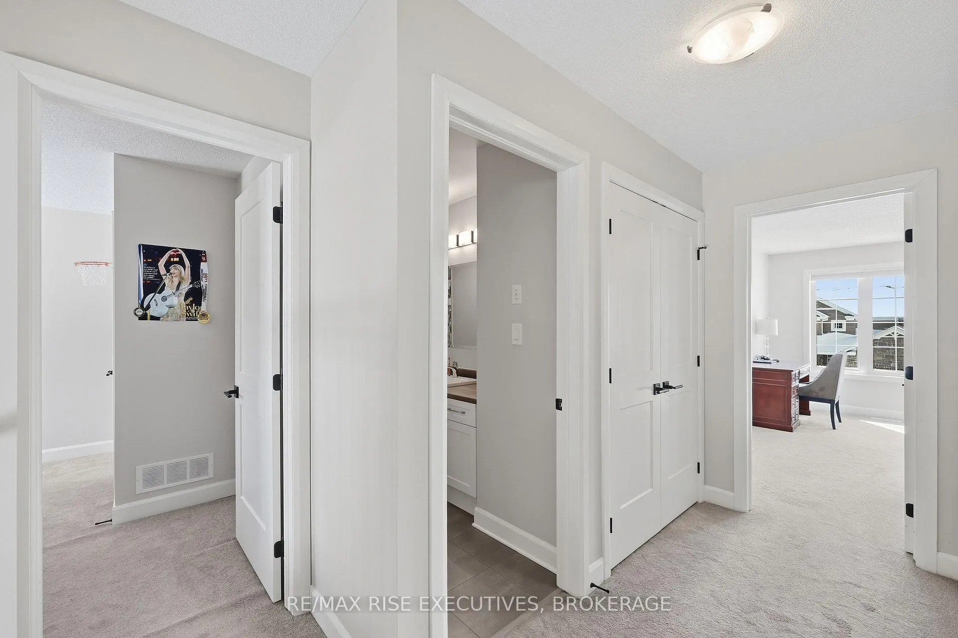 Photo 30 of 692 Halloway Drive, Kingston, Kingston East (Incl Barret Crt) — HOMEH