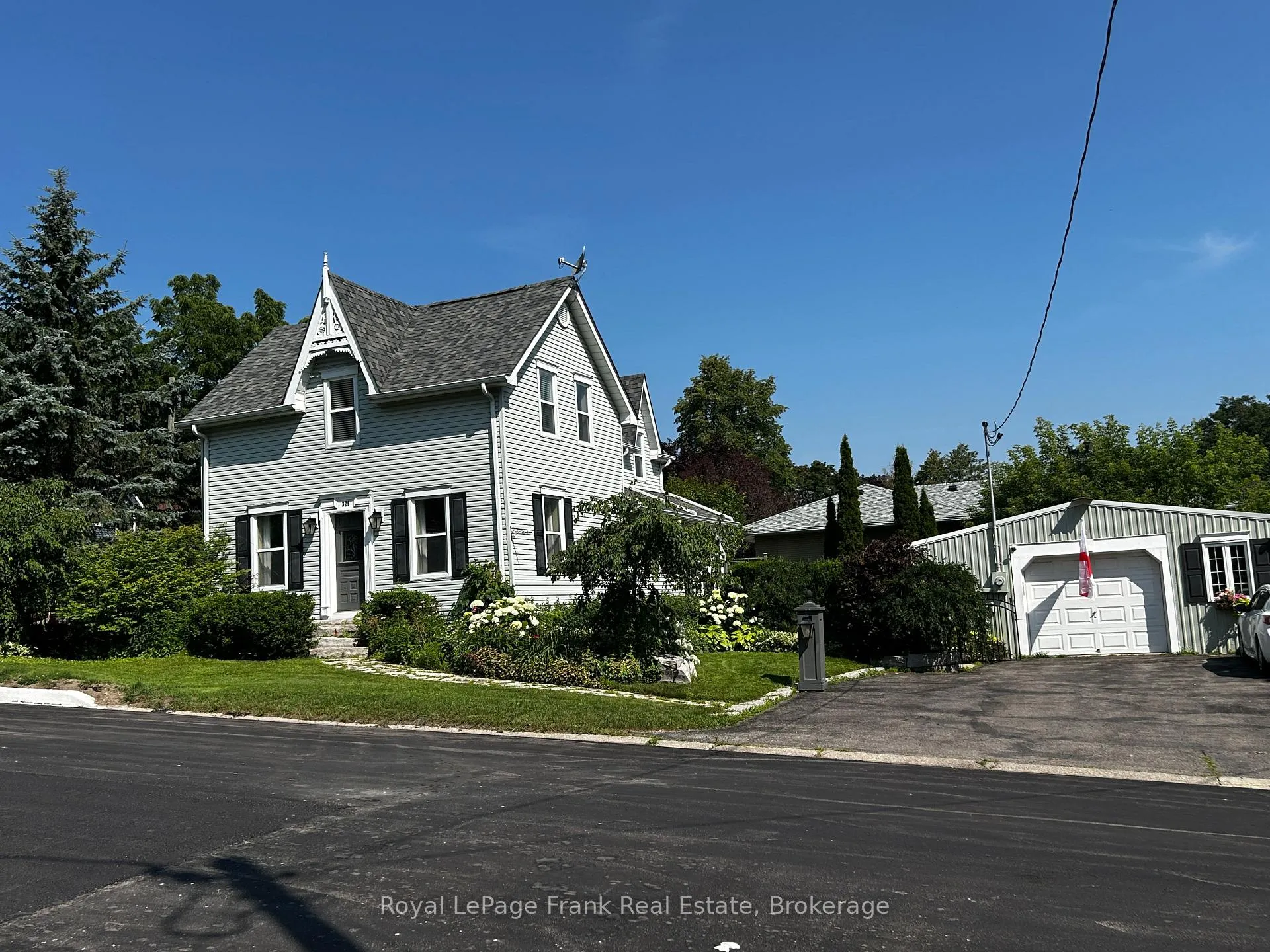 Photo of 329 Mcdonald Street
