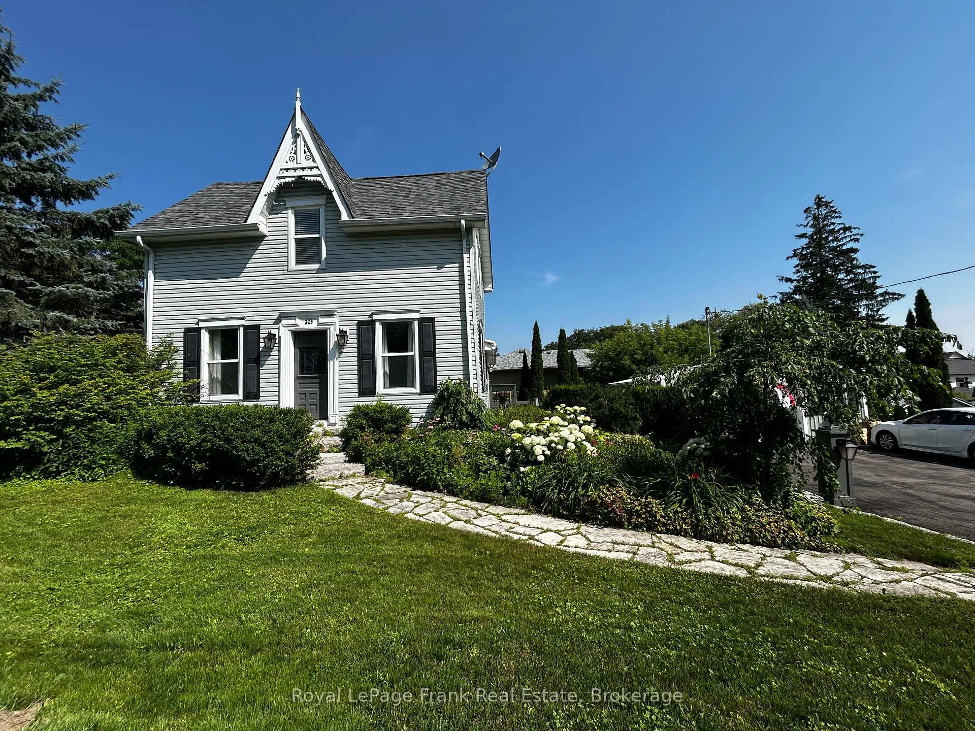 Photo 7 of 329 Mcdonald Street, Scugog, Port Perry — HOMEH