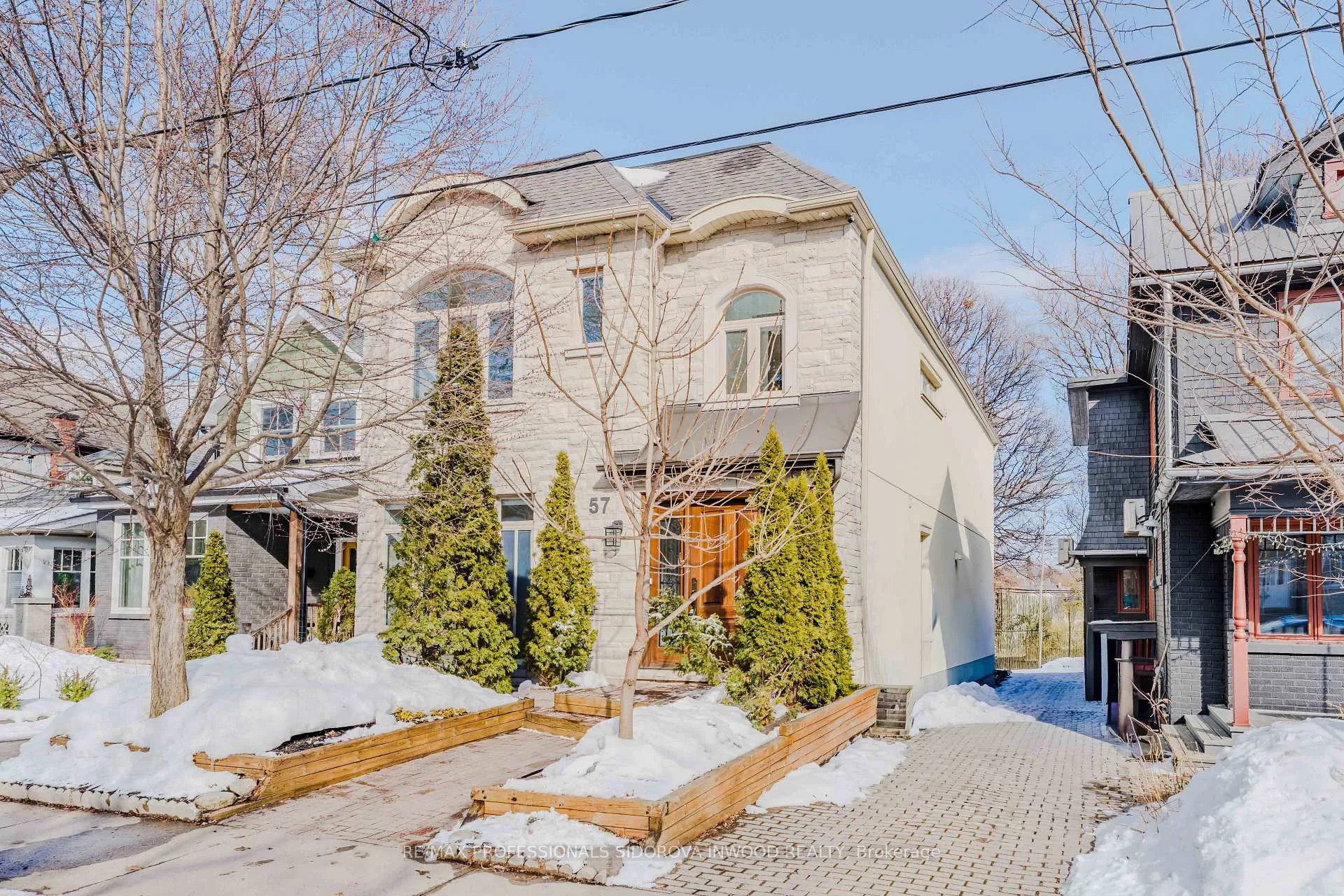 Photo 3 of 57 Lavinia Avenue, Toronto, High Park-Swansea — HOMEH