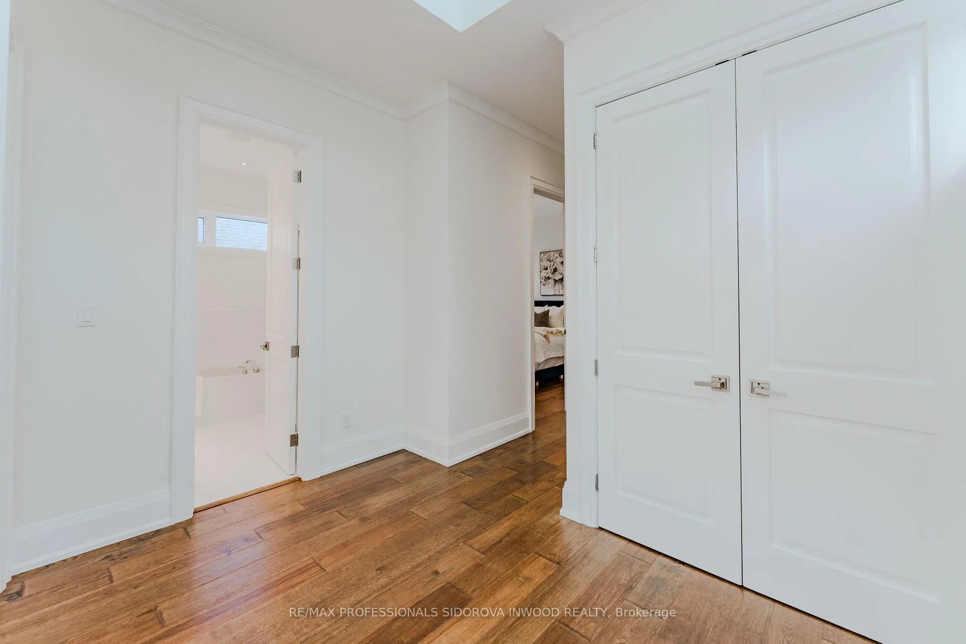 Photo 16 of 57 Lavinia Avenue, Toronto, High Park-Swansea — HOMEH