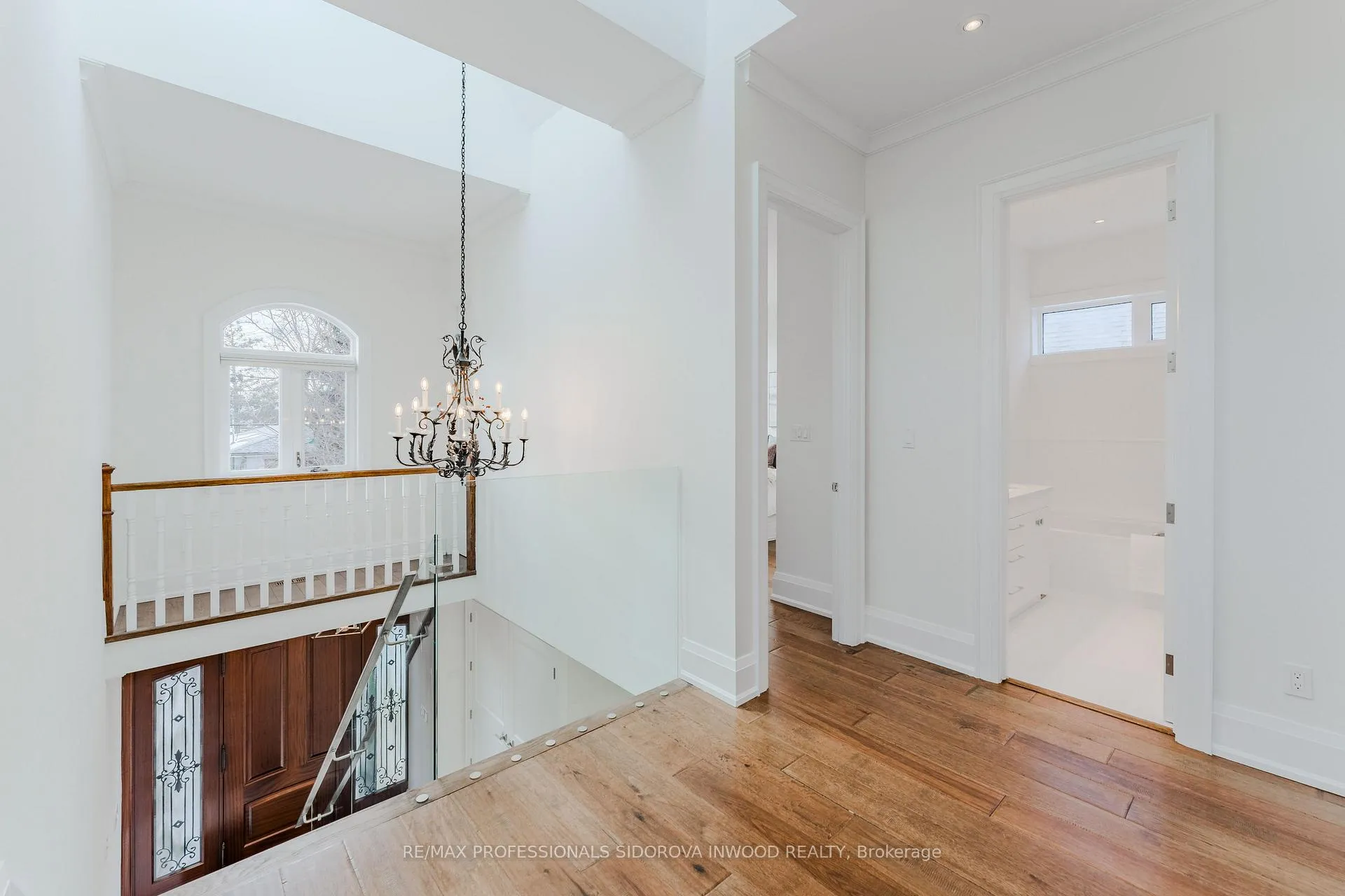 Photo 17 of 57 Lavinia Avenue, Toronto, High Park-Swansea — HOMEH