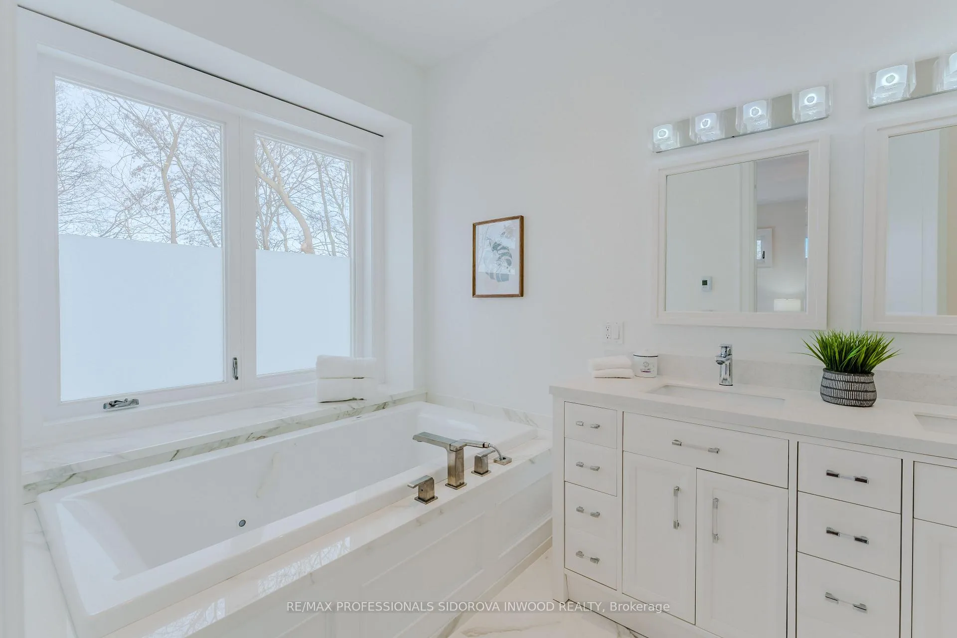 Photo 21 of 57 Lavinia Avenue, Toronto, High Park-Swansea — HOMEH