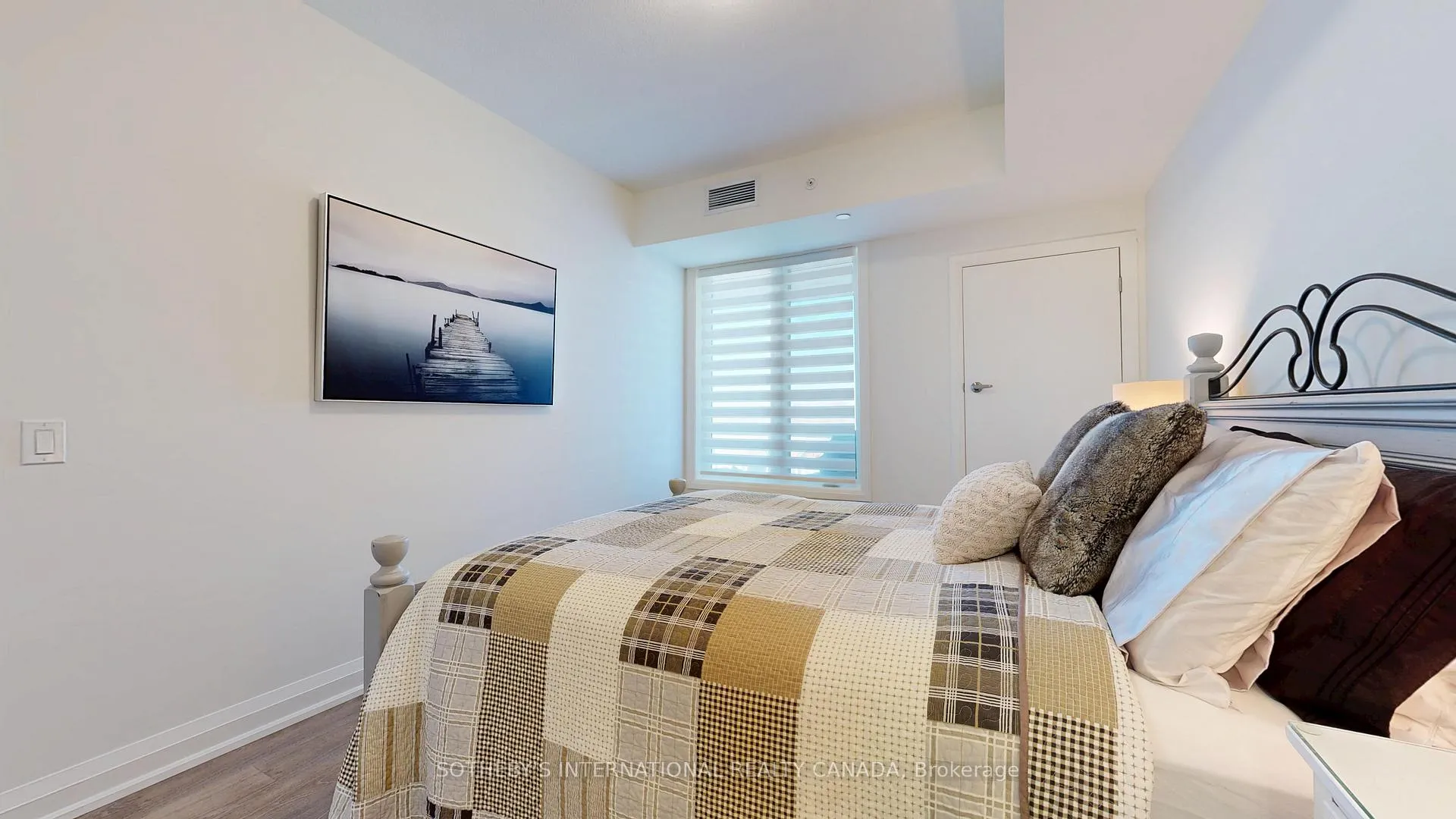 Photo 17 of Unit 307, 17 Spooner Crescent, Collingwood — HOMEH