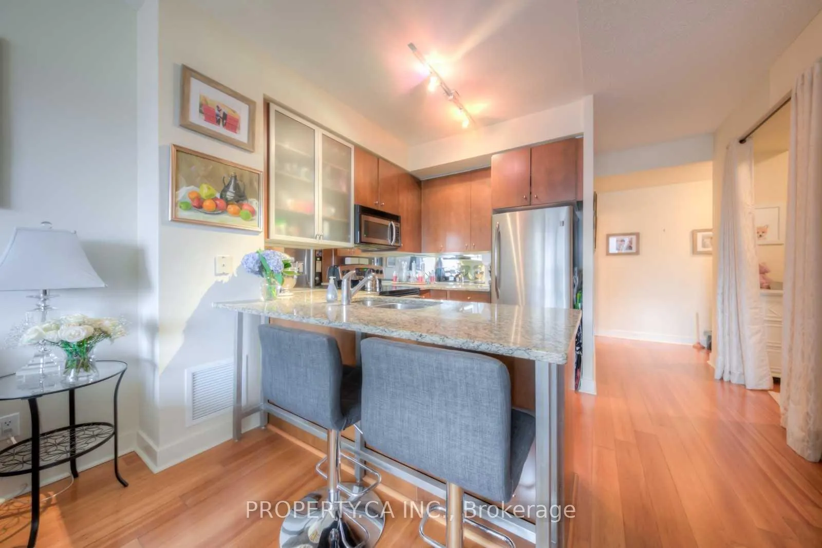 Photo 9 of Unit 707, 438 King Street W, Toronto, Waterfront Communities — HOMEH