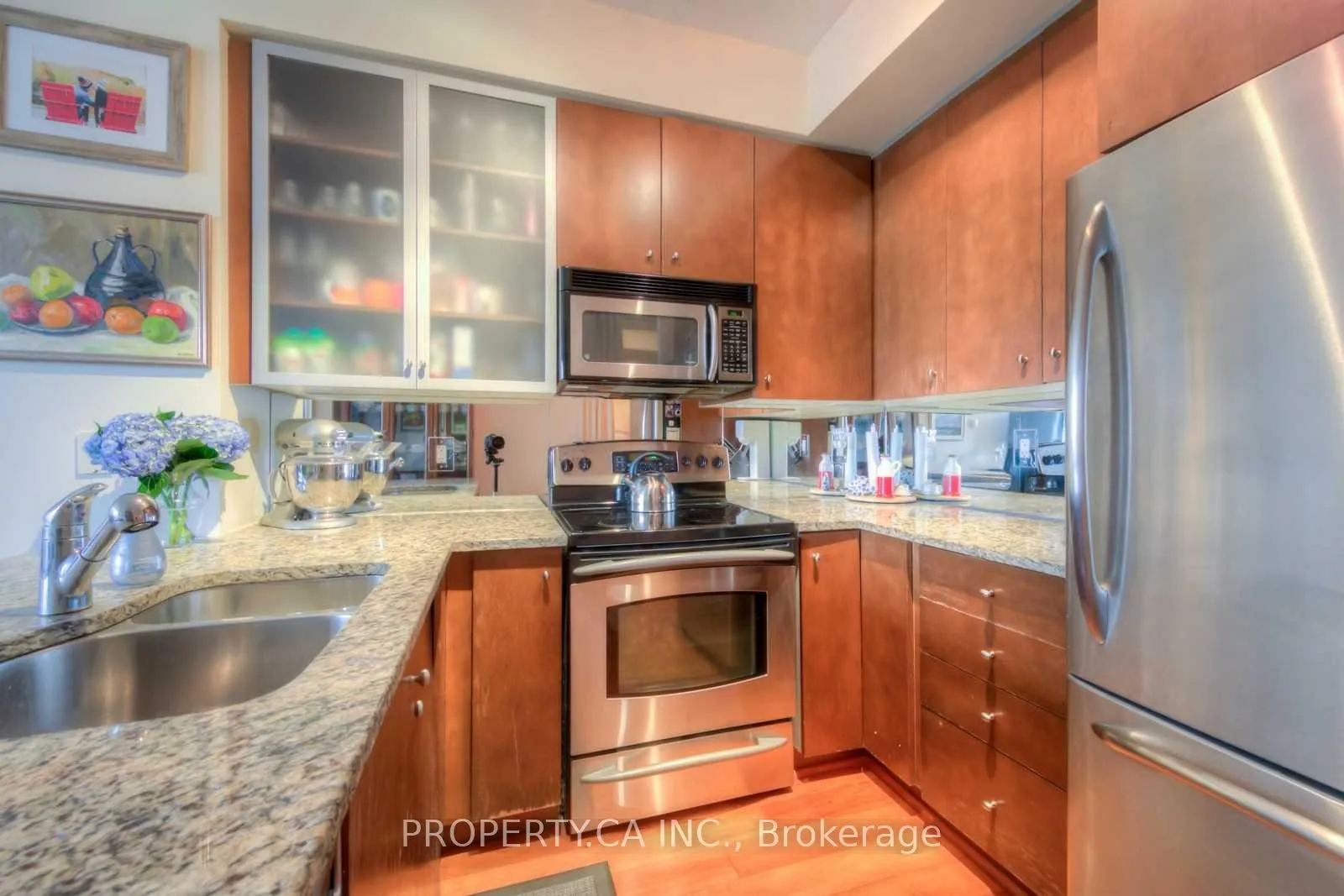 Photo 12 of Unit 707, 438 King Street W, Toronto, Waterfront Communities — HOMEH