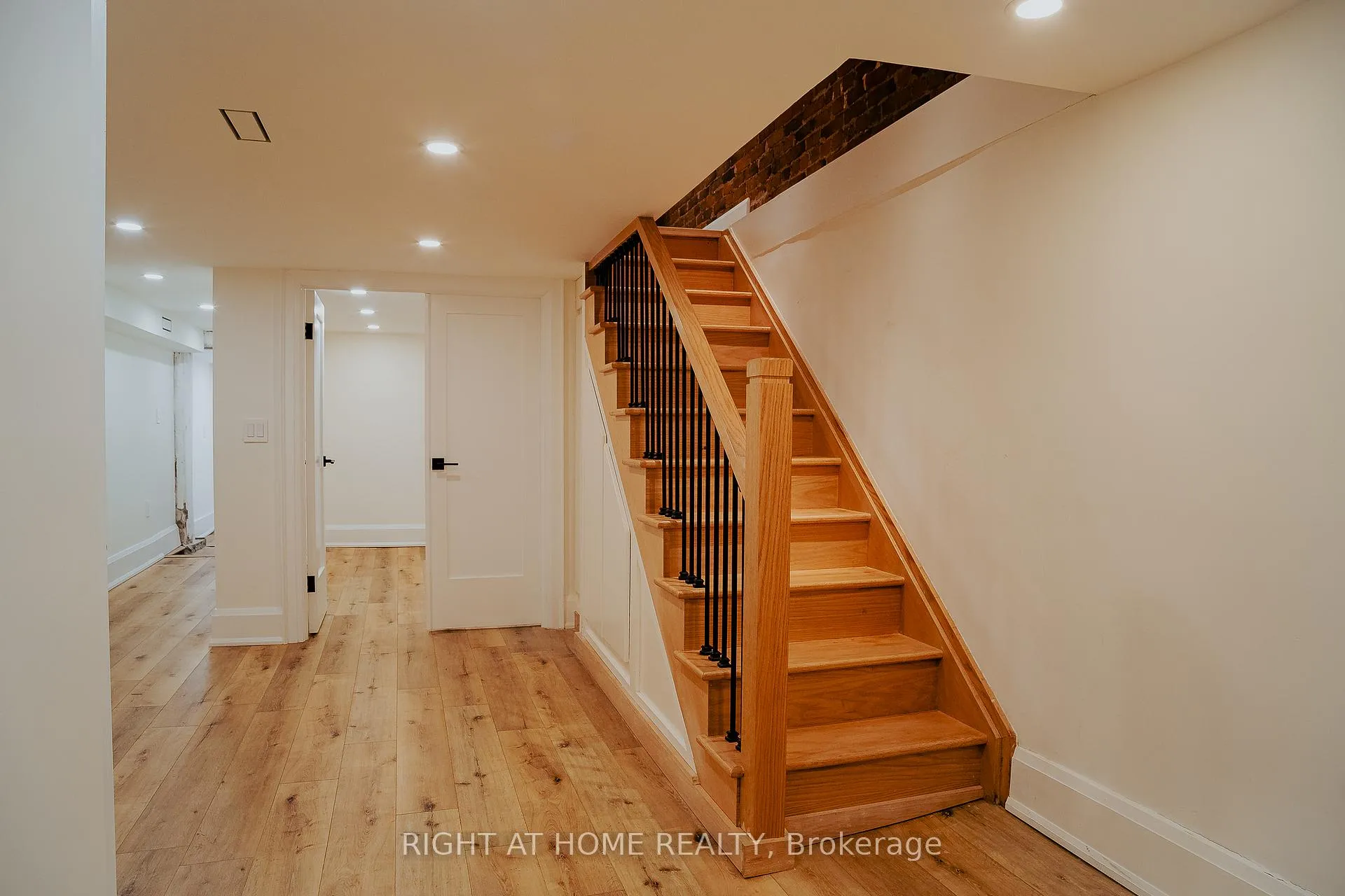 Photo 16 of 39 Sellers Avenue, Toronto, Corso Italia-Davenport — HOMEH