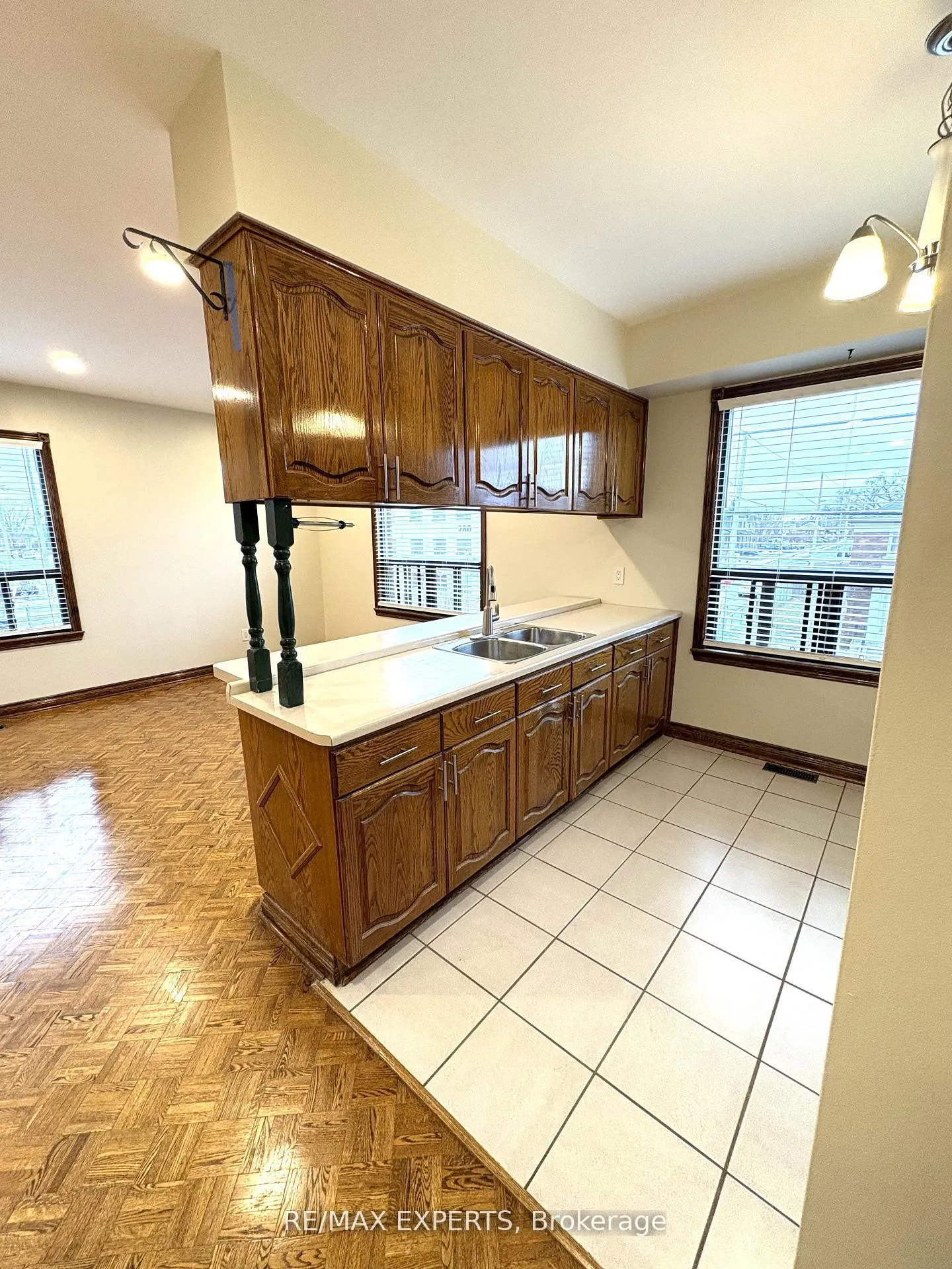 Photo 8 of Unit Unit A, 287 Sammon Avenue, Toronto, Danforth Village-East York — HOMEH