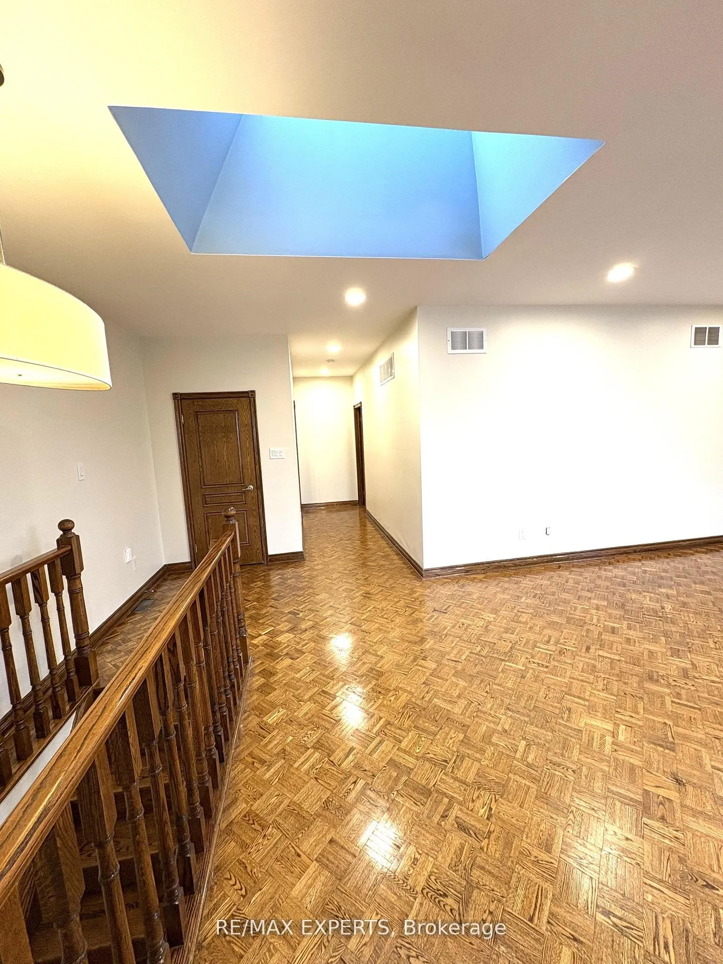 Photo 10 of Unit Unit A, 287 Sammon Avenue, Toronto, Danforth Village-East York — HOMEH