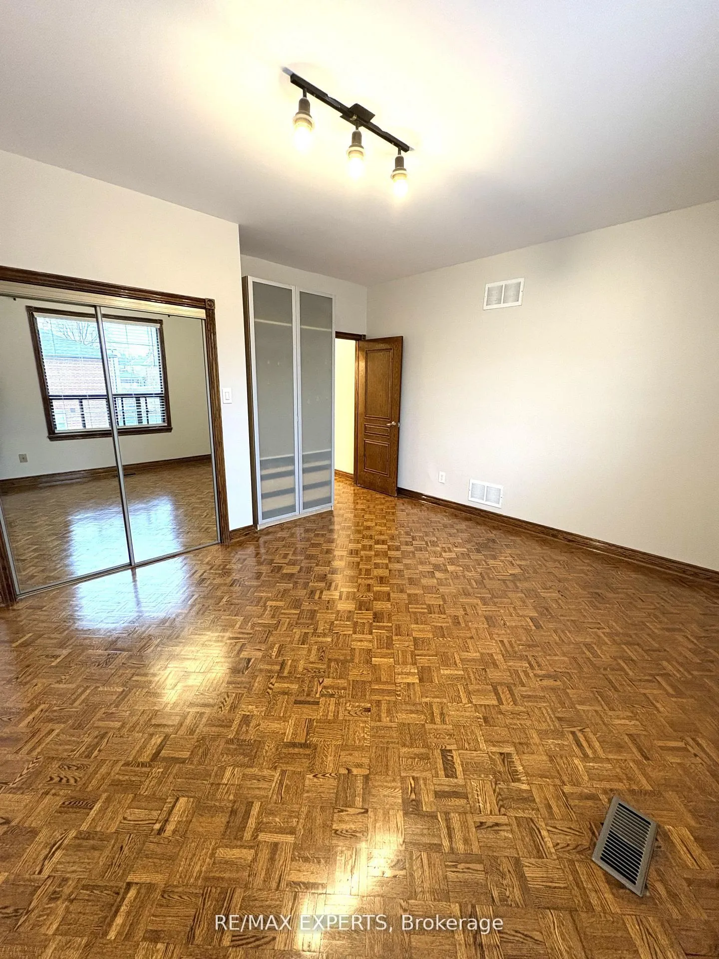 Photo 15 of Unit Unit A, 287 Sammon Avenue, Toronto, Danforth Village-East York — HOMEH