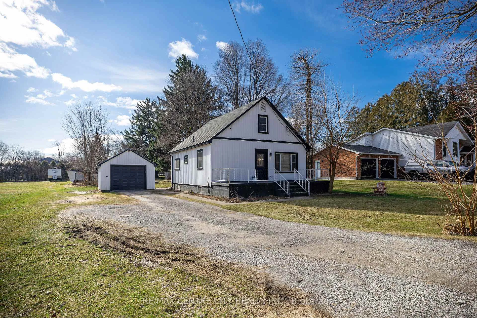 Photo 25 of 70 Main Street, West Elgin, West Lorne — HOMEH