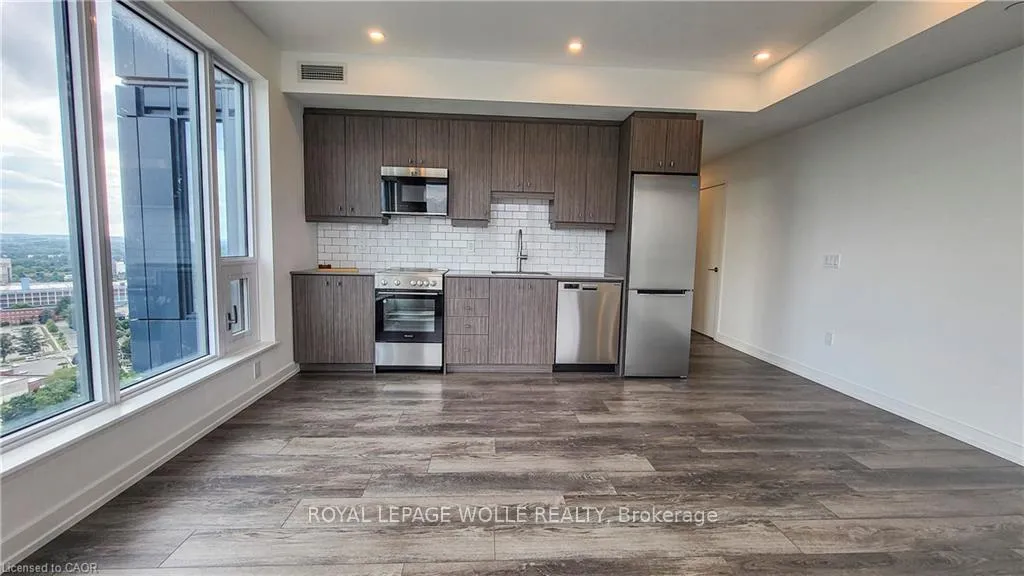 Front of Unit 2506, 15 Wellington Street S
