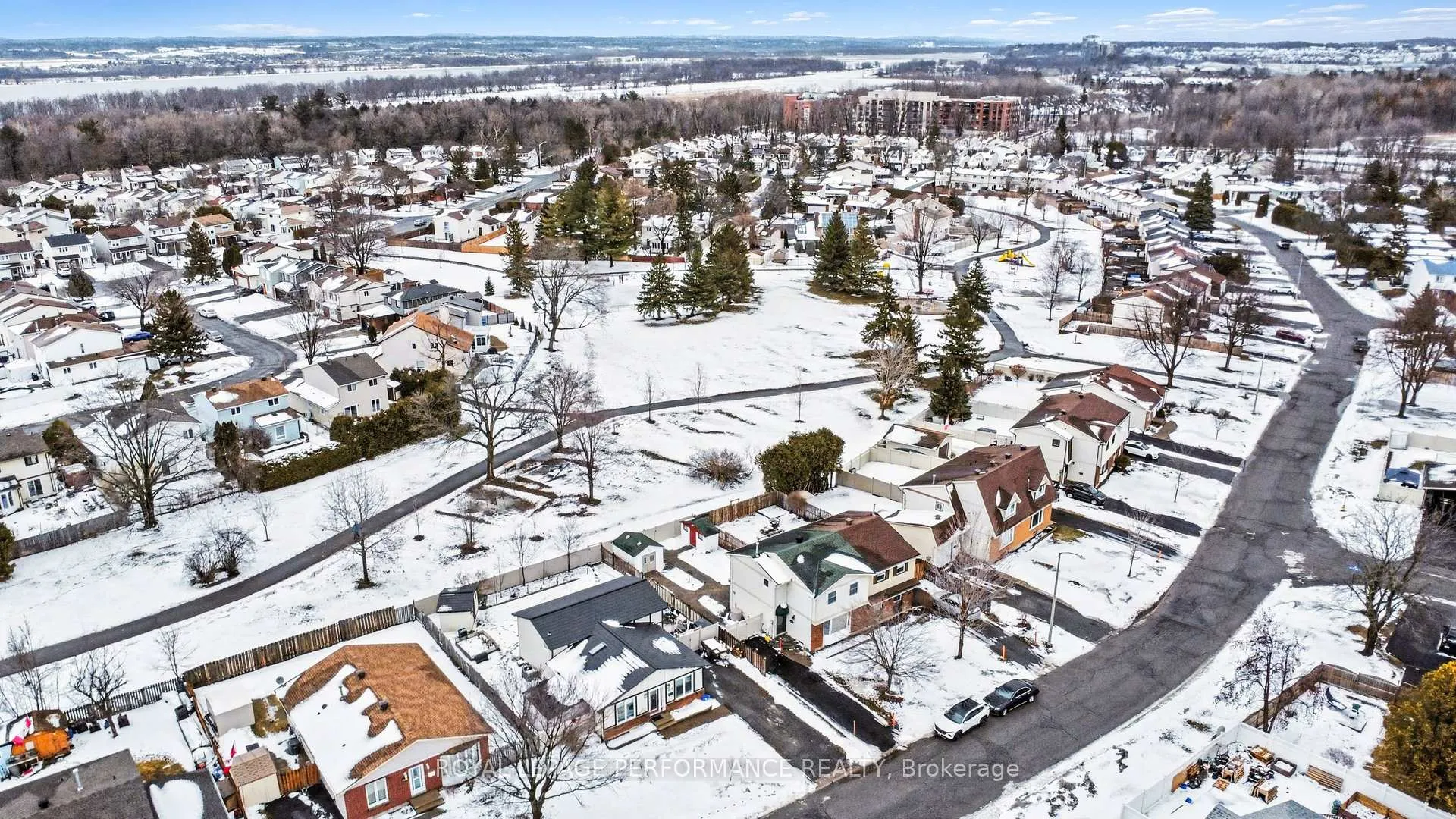 Photo 2 of 299 Mockingbird Drive, Ottawa, Chatelaine Village — HOMEH