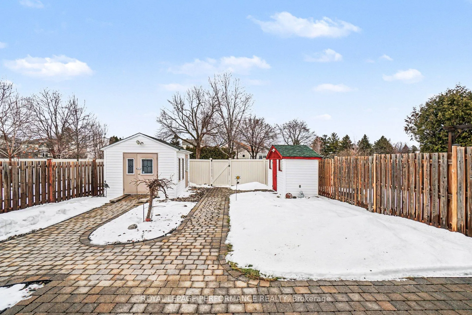Photo 32 of 299 Mockingbird Drive, Ottawa, Chatelaine Village — HOMEH