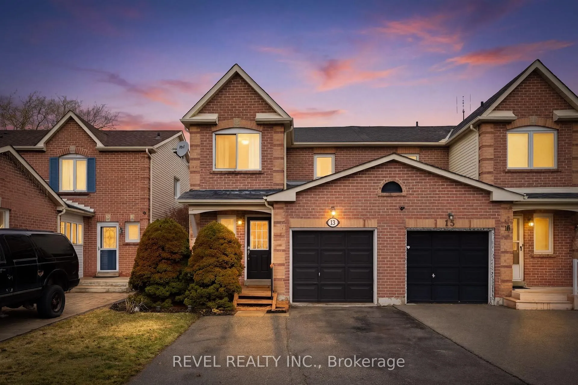 Photo 1 of 13 Rollo Drive, Ajax, South East — HOMEH