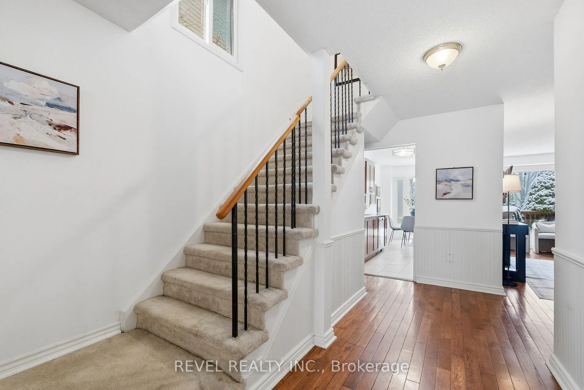 Photo 7 of 13 Rollo Drive, Ajax, South East — HOMEH