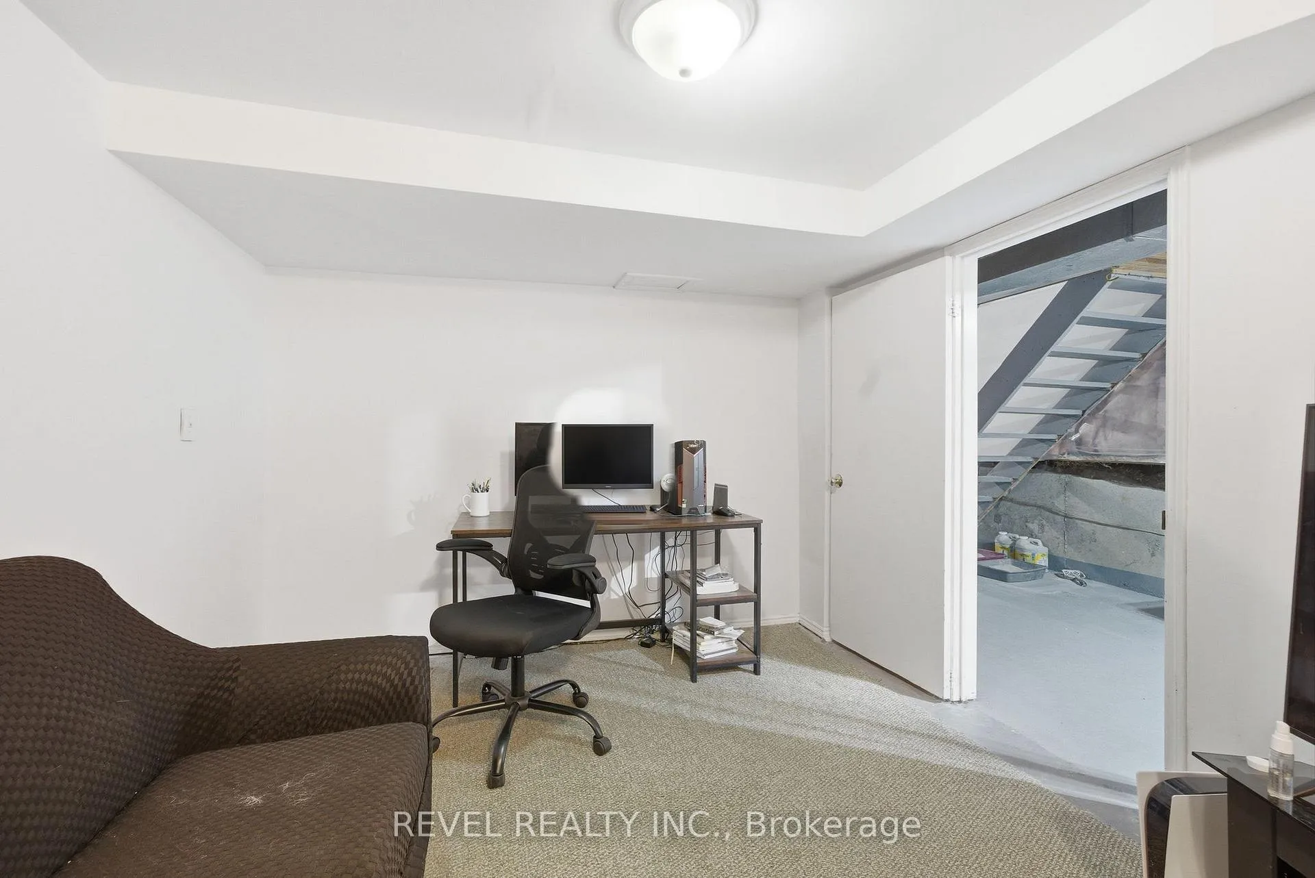 Photo 23 of 13 Rollo Drive, Ajax, South East — HOMEH