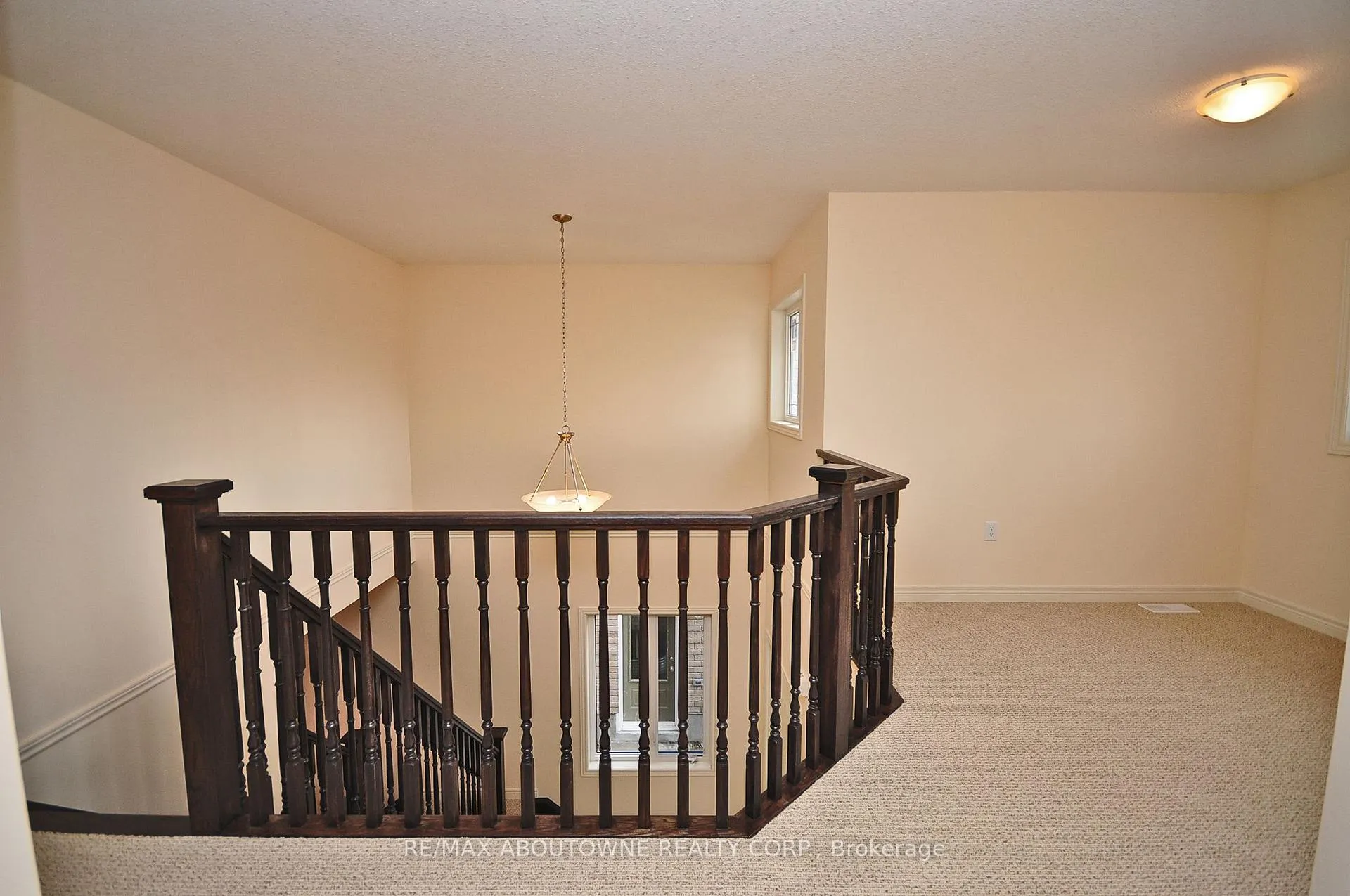 Photo 30 of Unit Upper, 31 Severn Drive, Guelph, Grange Road — HOMEH