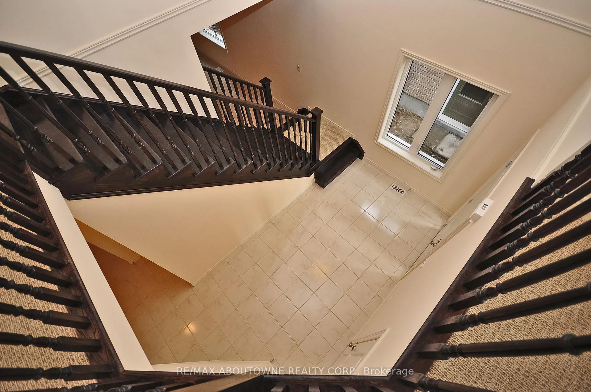 Photo 34 of Unit Upper, 31 Severn Drive, Guelph, Grange Road — HOMEH
