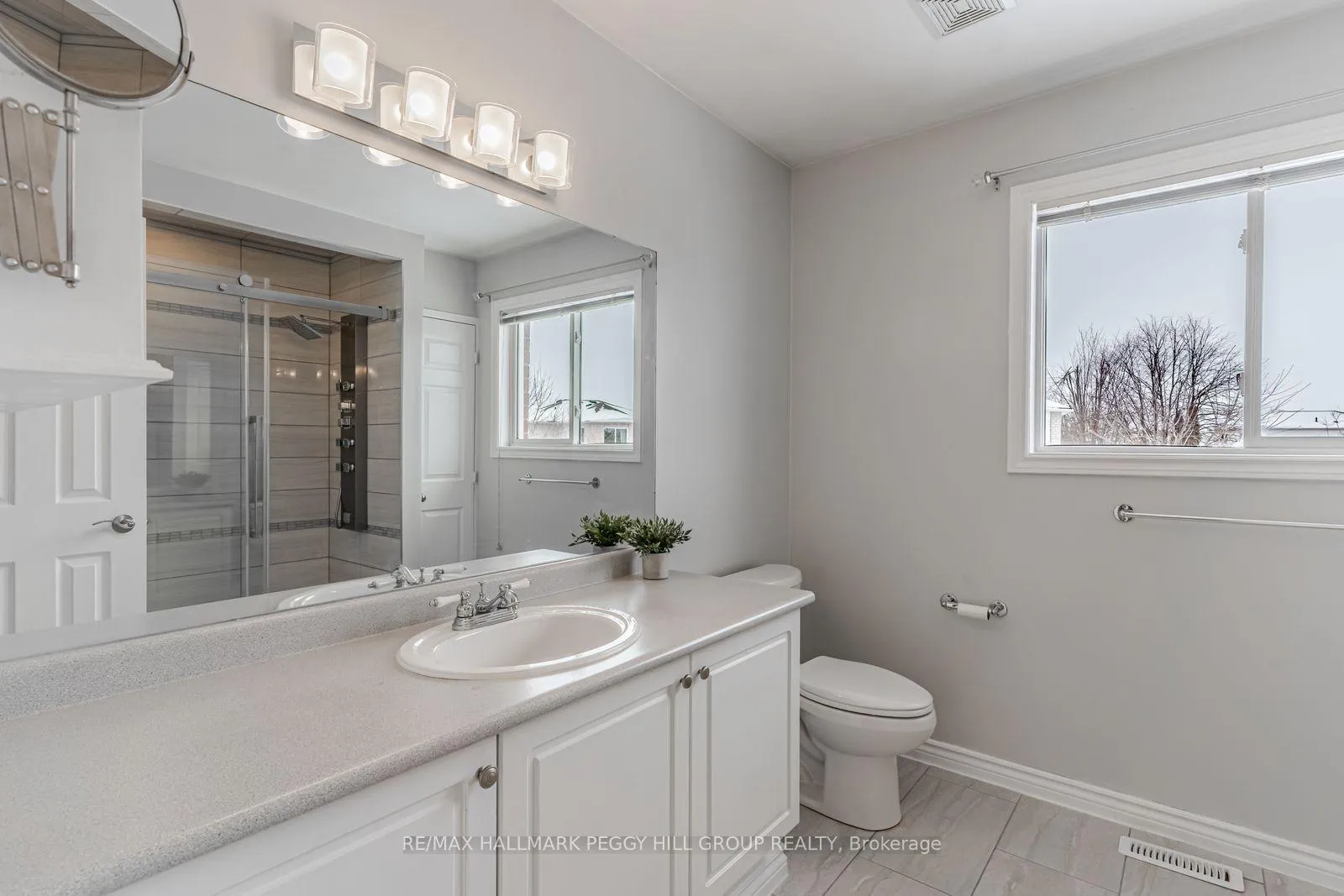 Photo 7 of 79 Girdwood Drive, Barrie, Holly — HOMEH