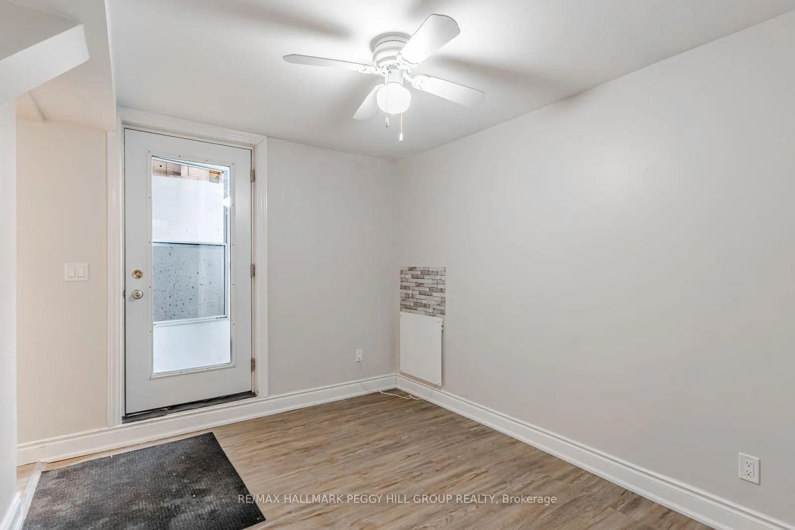 Photo 14 of 79 Girdwood Drive, Barrie, Holly — HOMEH