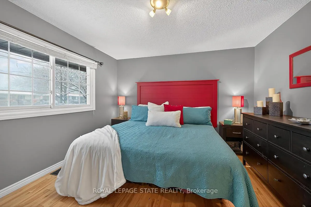 Photo 19 of 33 Abraham Drive, St. Catharines, Lakeshore — HOMEH