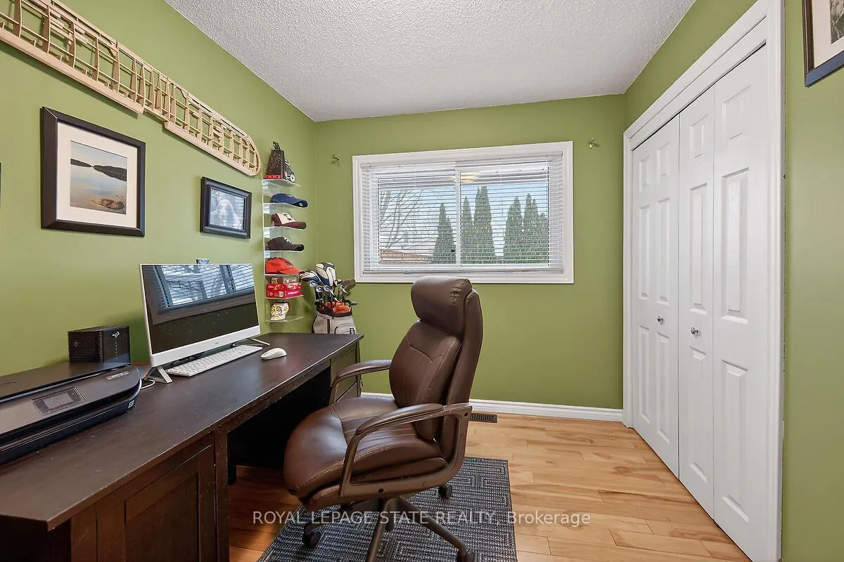 Photo 22 of 33 Abraham Drive, St. Catharines, Lakeshore — HOMEH