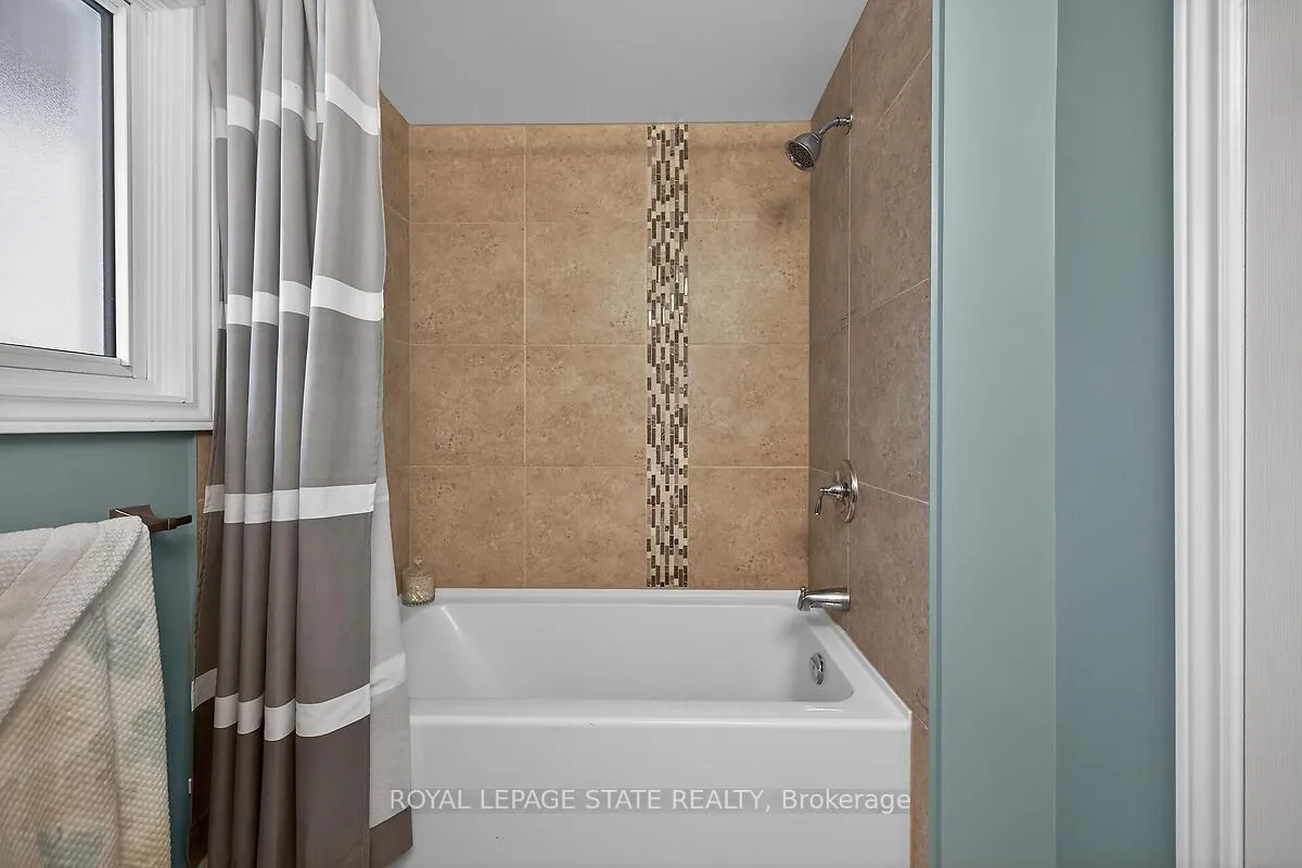 Photo 30 of 33 Abraham Drive, St. Catharines, Lakeshore — HOMEH
