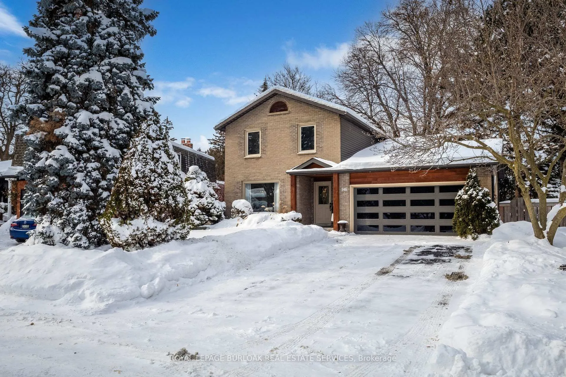 Photo 2 of 946 Nora Drive, Burlington, LaSalle — HOMEH