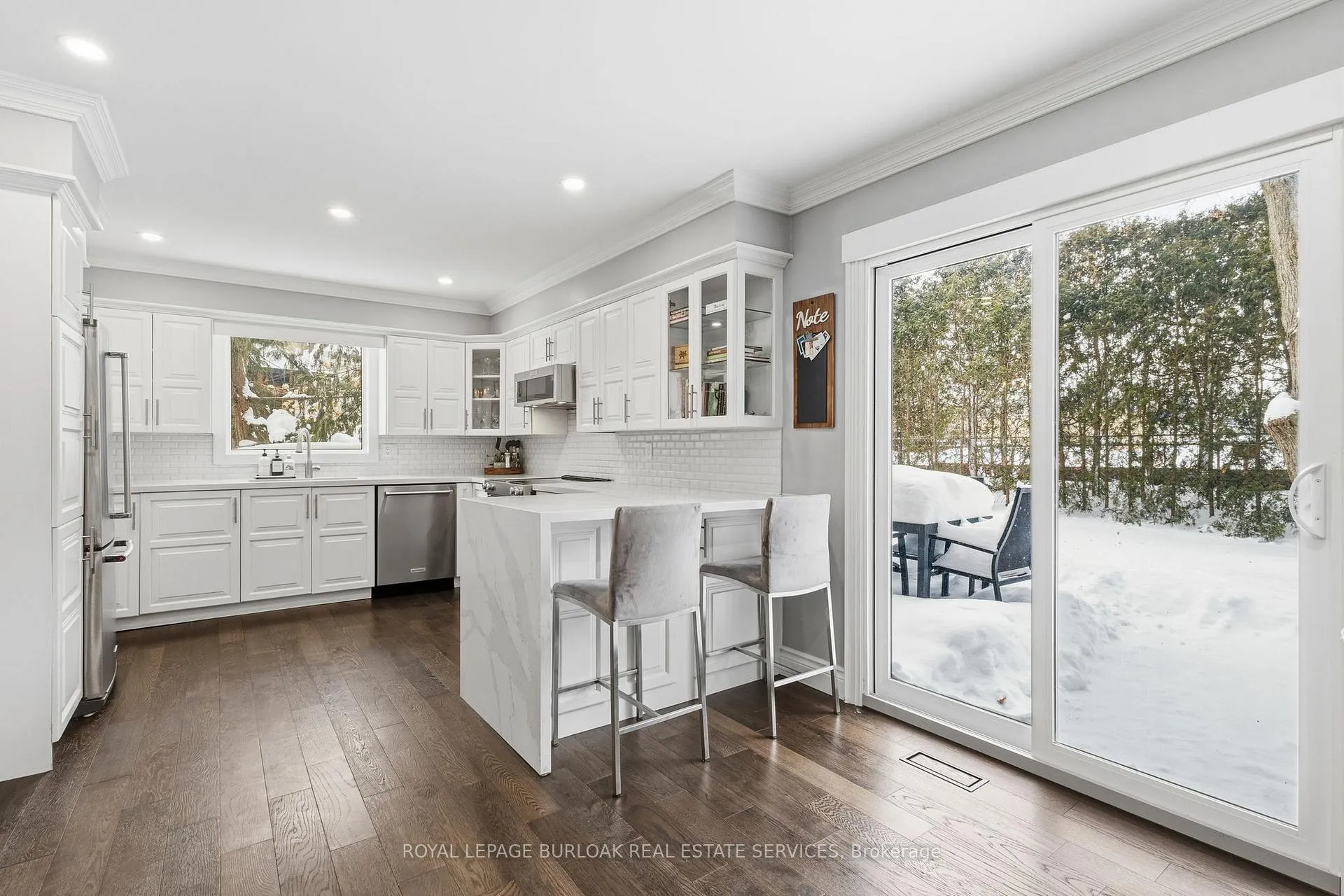 Photo 6 of 946 Nora Drive, Burlington, LaSalle — HOMEH