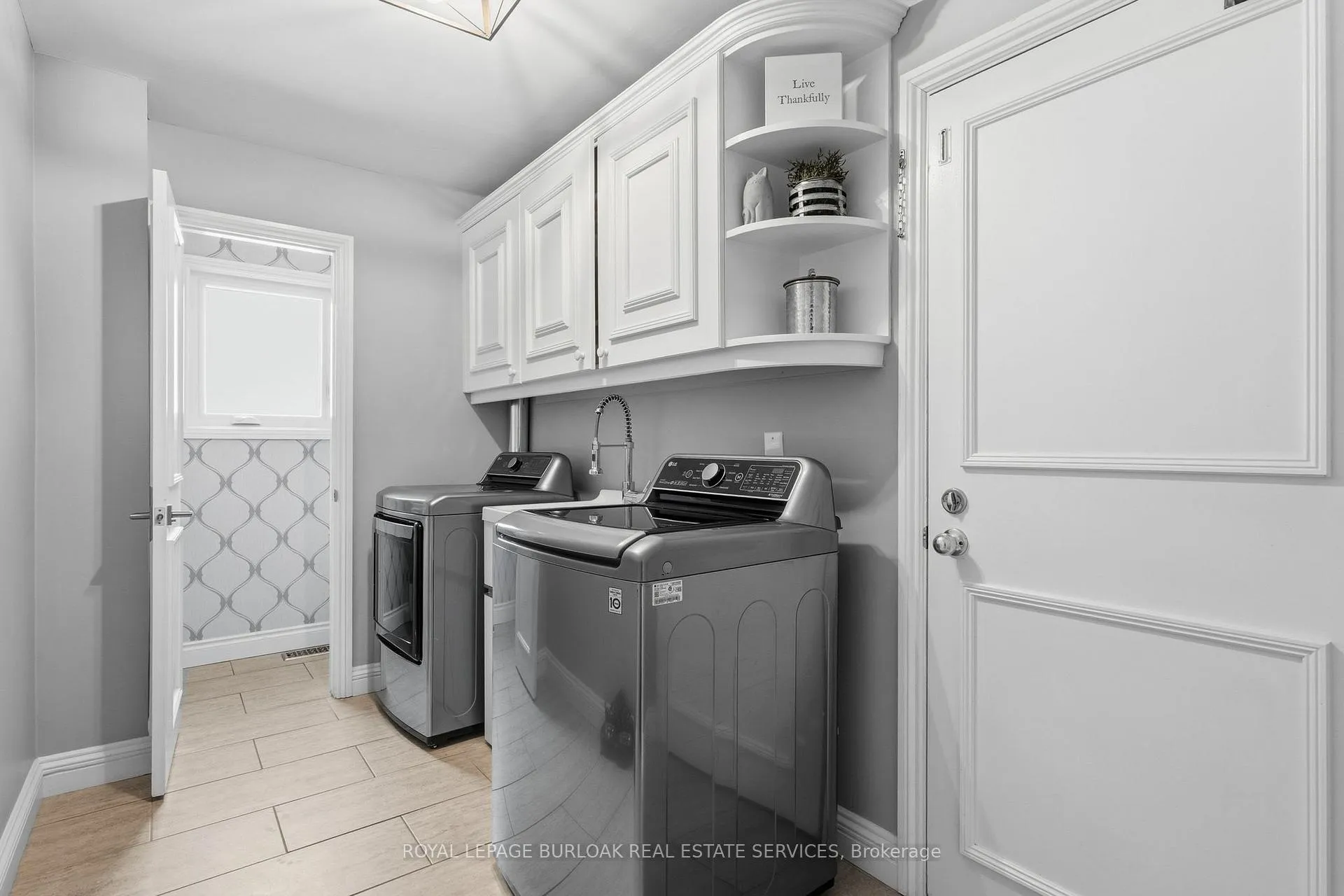 Photo 16 of 946 Nora Drive, Burlington, LaSalle — HOMEH