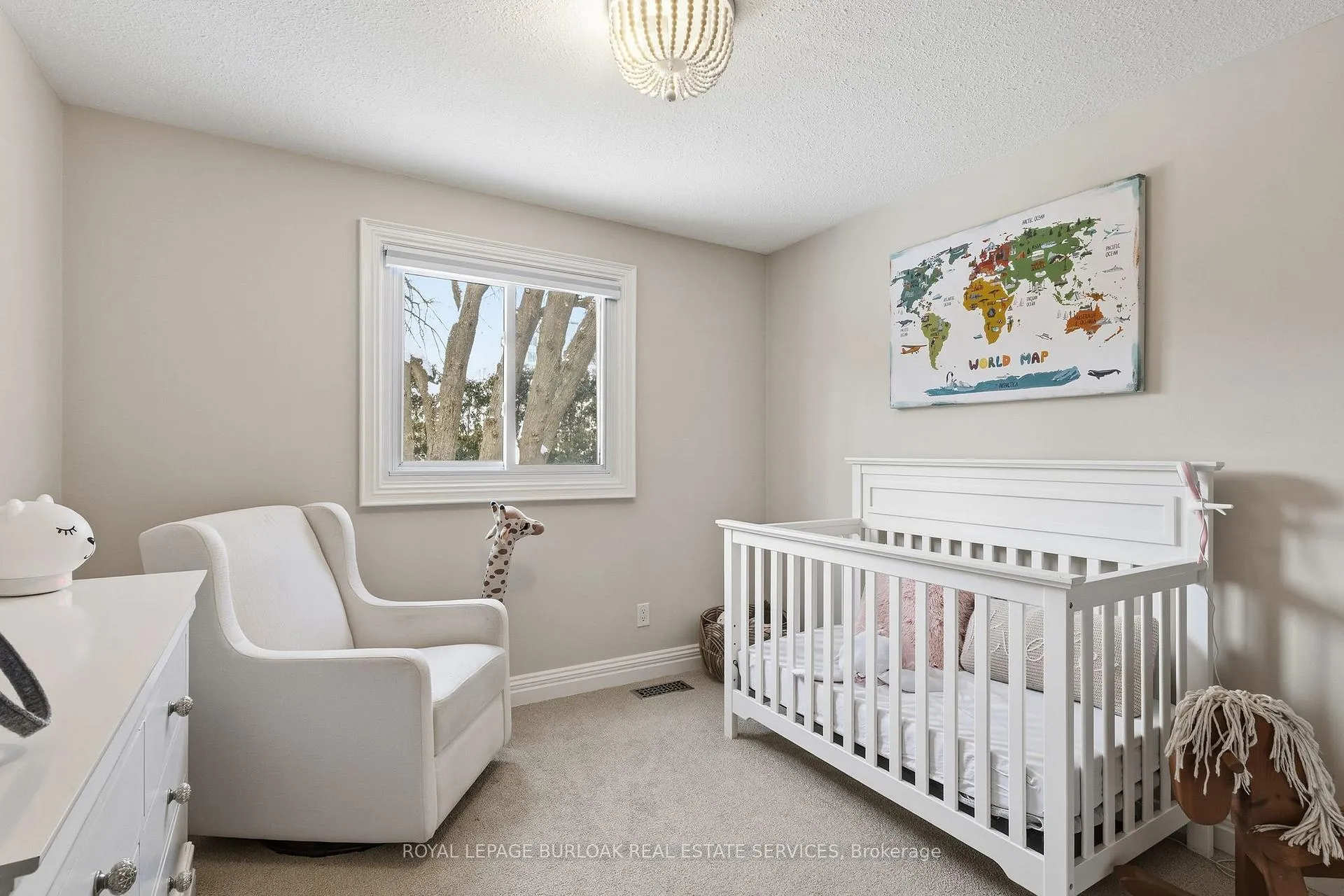 Photo 23 of 946 Nora Drive, Burlington, LaSalle — HOMEH