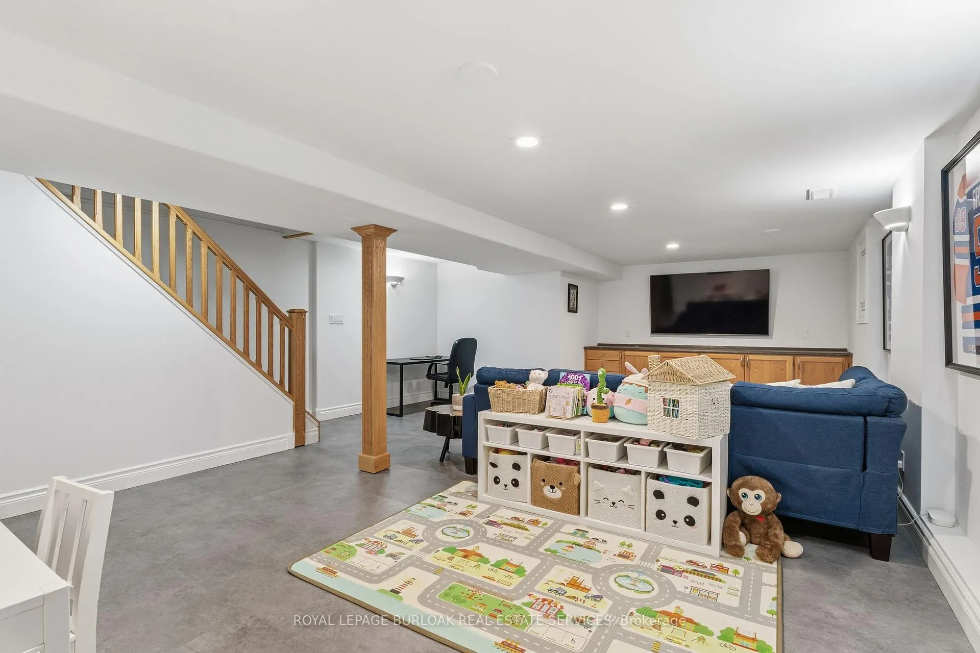 Photo 27 of 946 Nora Drive, Burlington, LaSalle — HOMEH