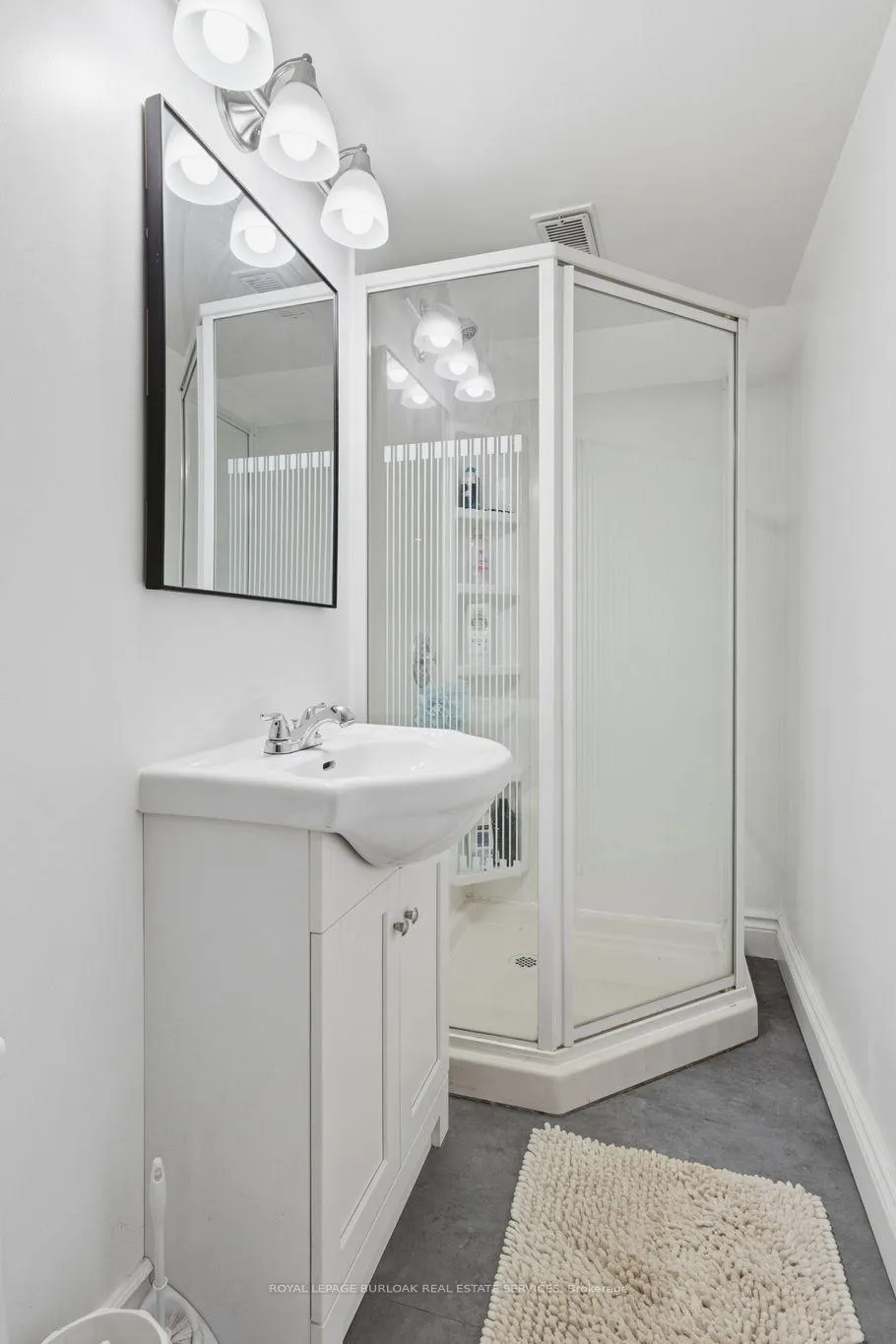 Photo 30 of 946 Nora Drive, Burlington, LaSalle — HOMEH