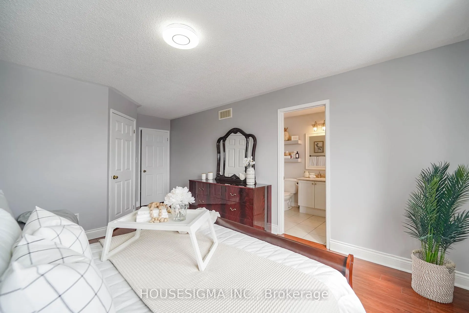 Photo 28 of 28 Kilgannon Avenue, Clarington, Courtice — HOMEH