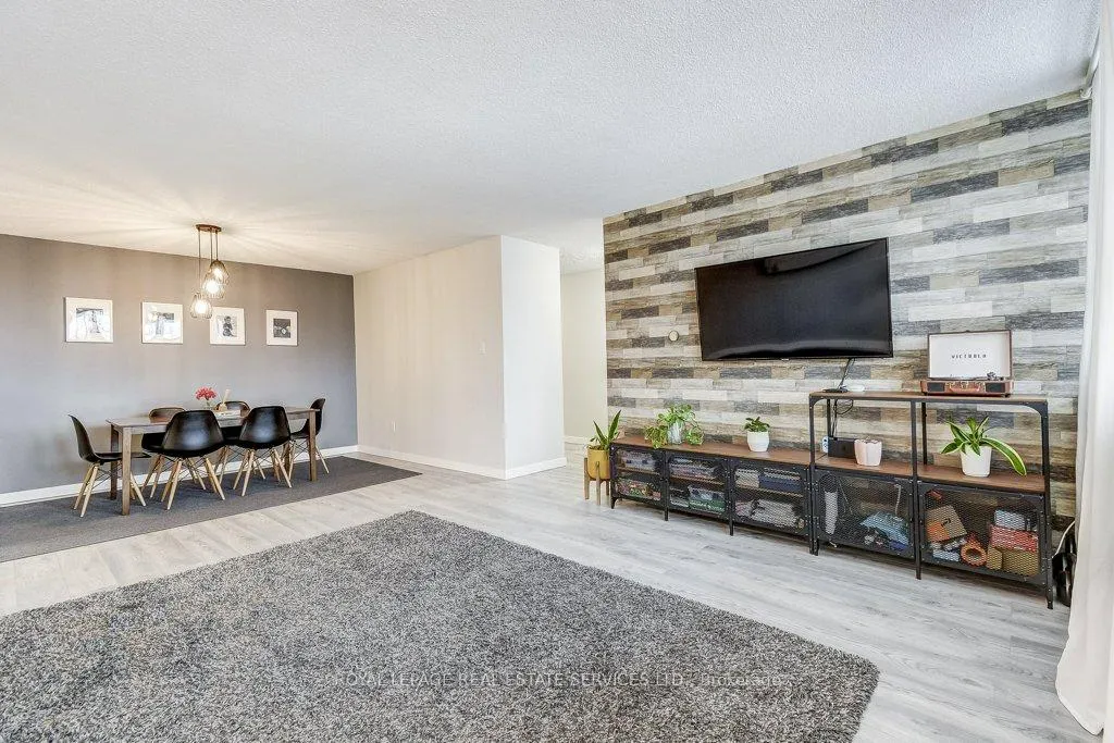 Photo of Unit 601, 212 Kerr Street